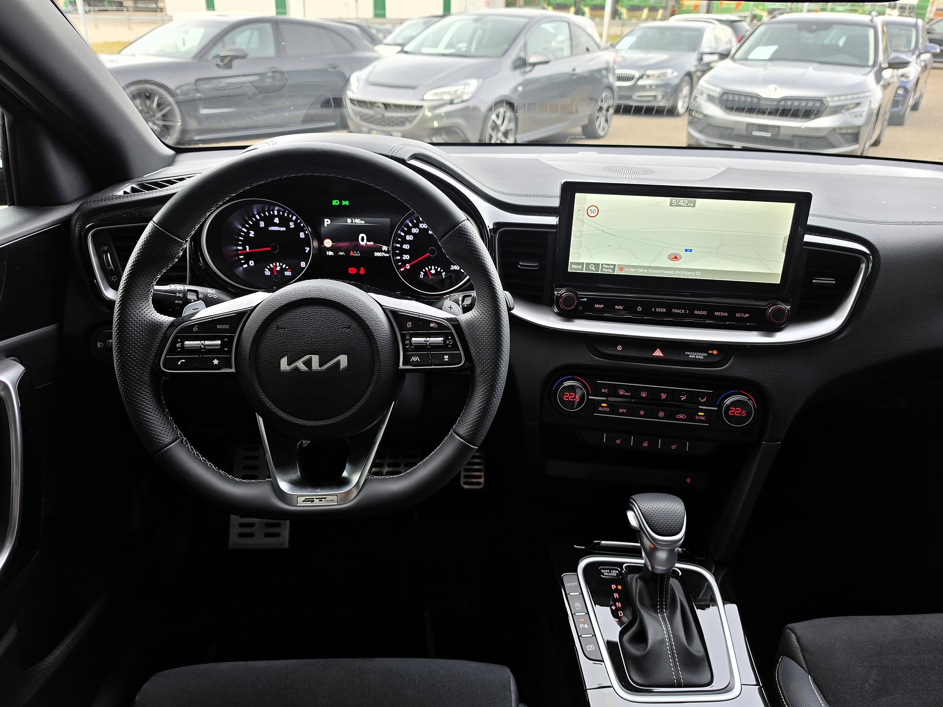 KIA ProCeed 1.5 T-GDi MHEV GT-Line DCT-image-10