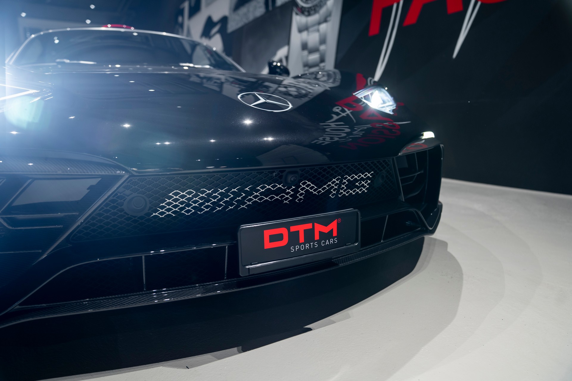 MERCEDES-BENZ AMG One-image-9