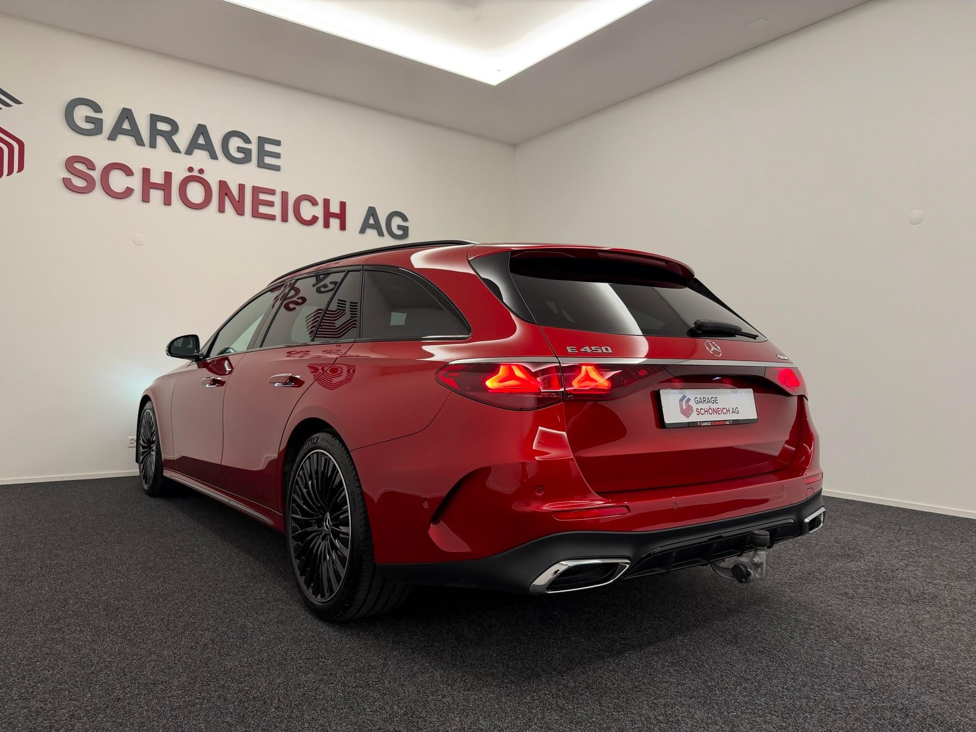 MERCEDES-BENZ E 450 AMG Line 4matic Kombi-image-6