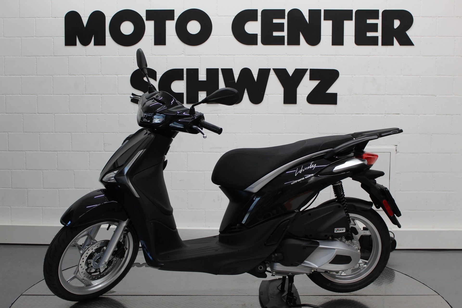 PIAGGIO Liberty 125 E5+-image-5