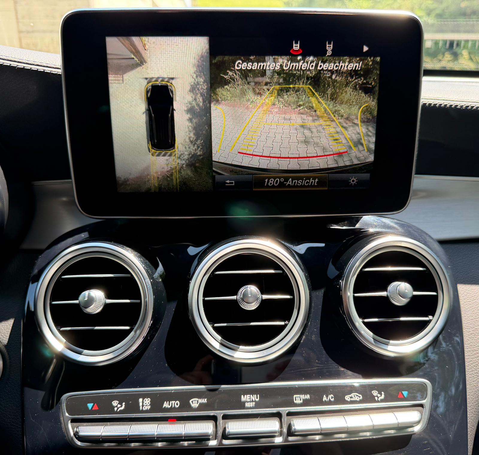 MERCEDES-BENZ GLC 250 d AMG Line 4Matic 9G-Tronic-image-20