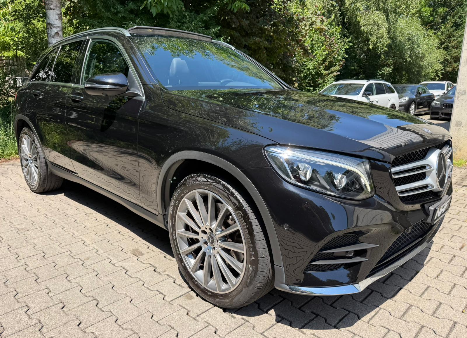MERCEDES-BENZ GLC 250 d AMG Line 4Matic 9G-Tronic-image-6