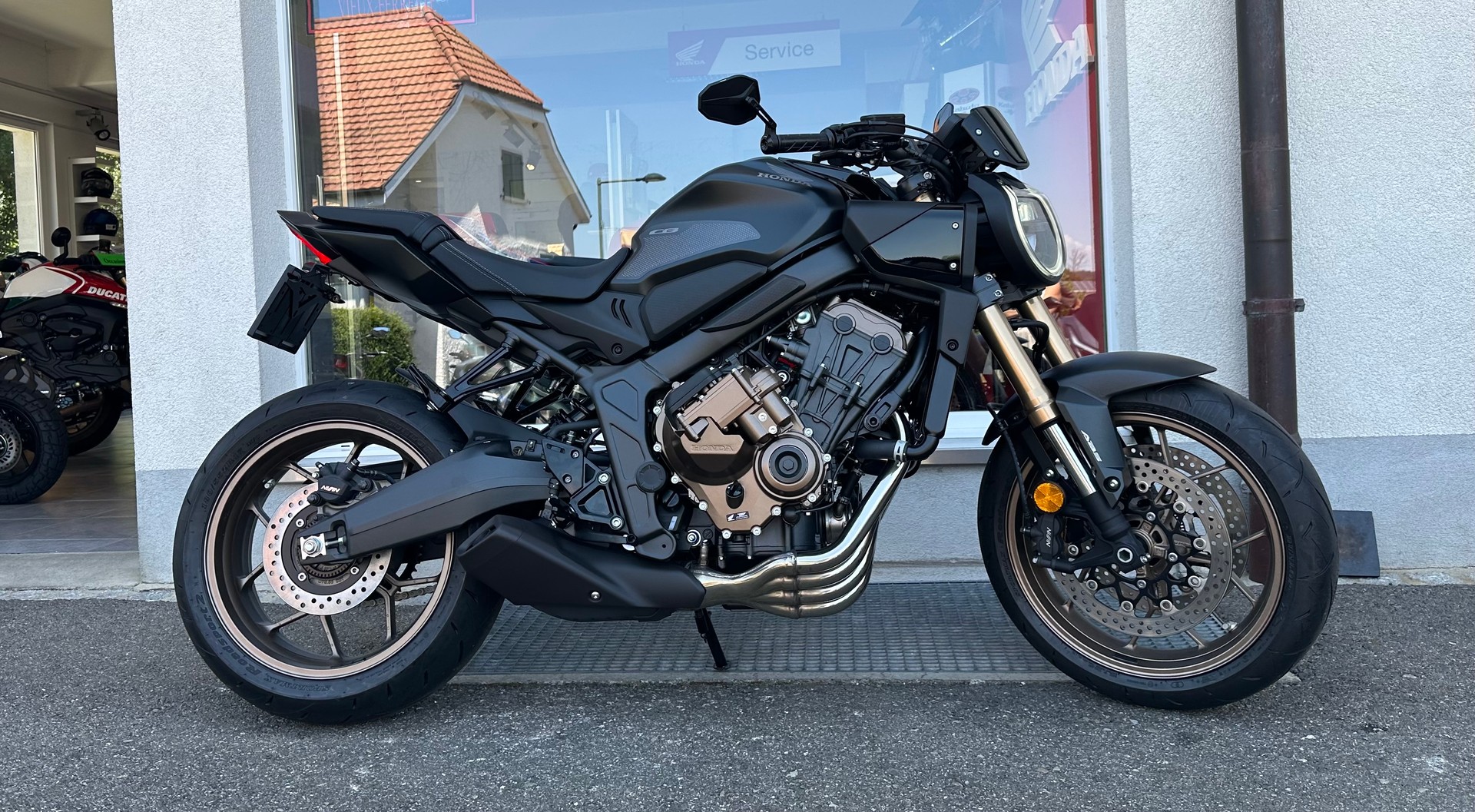 HONDA CB 650 R E-Clutch-image-0