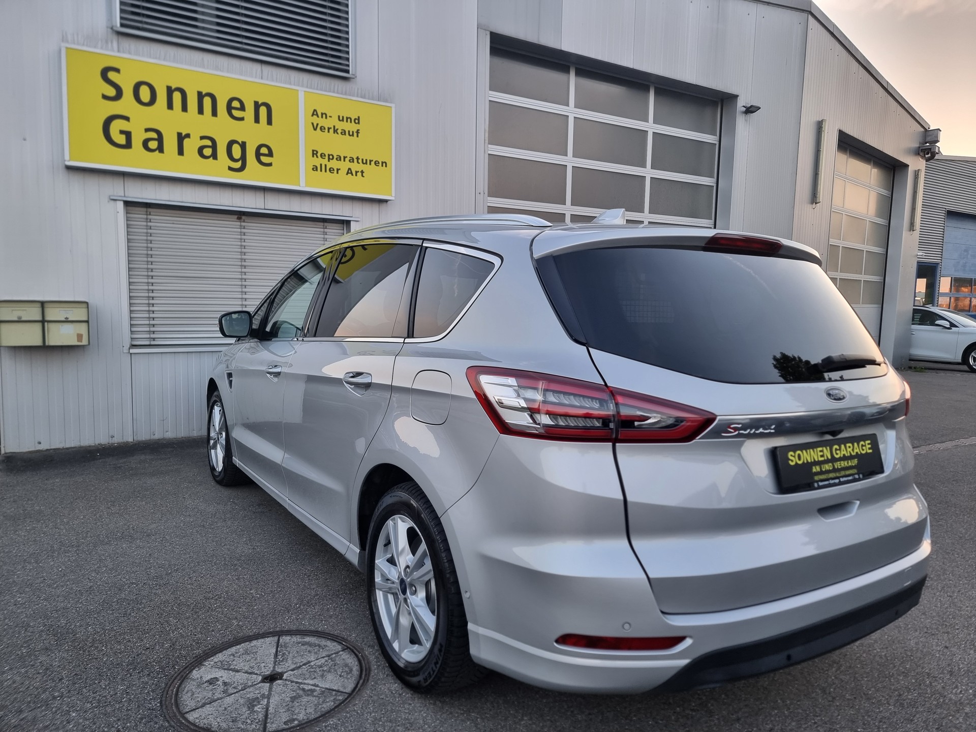 FORD S-Max 2.0 TDCi Titanium Automatic-image-12