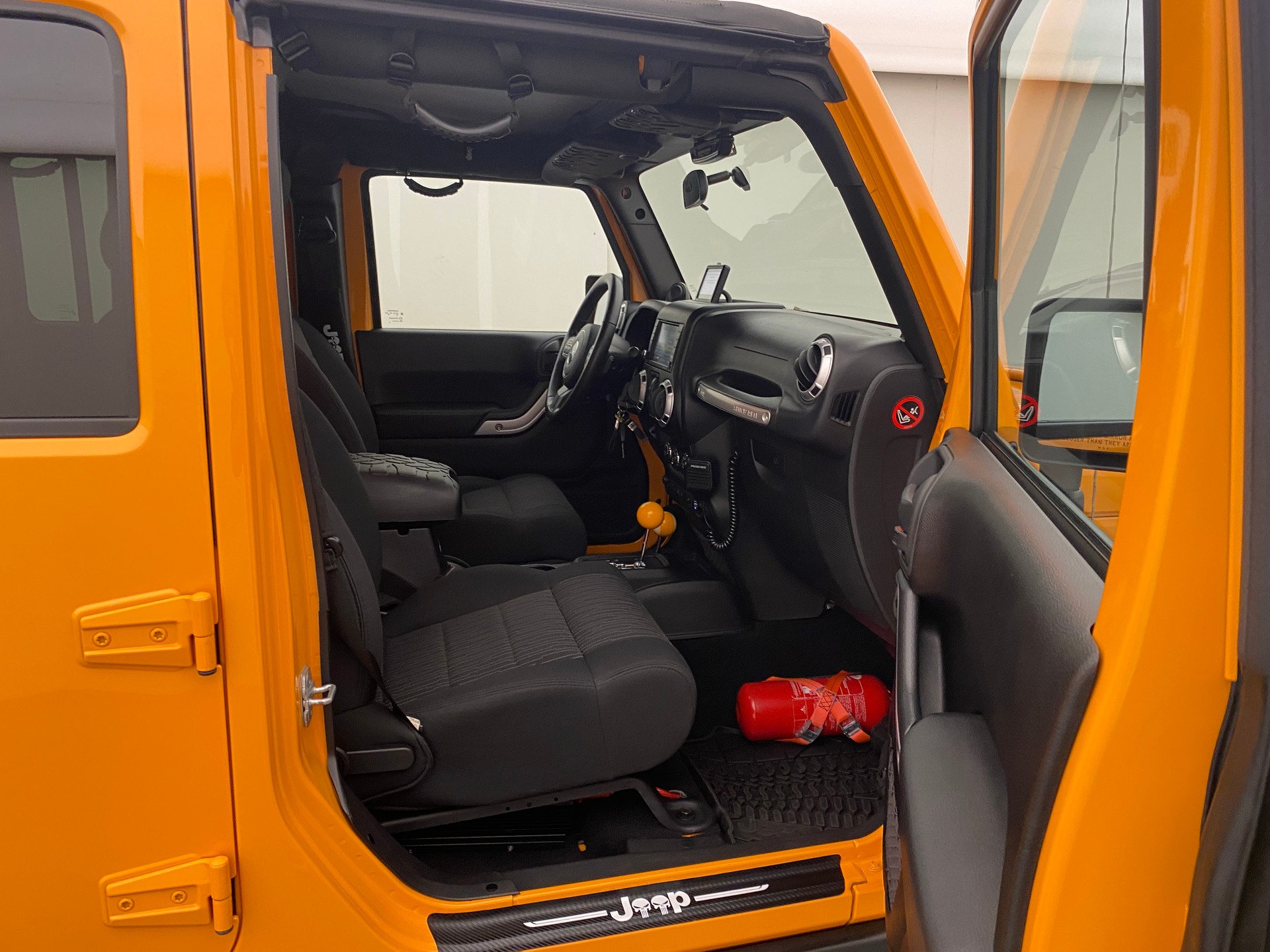JEEP Wrangler 2.8 CRD Rubicon Unlimited-image-12