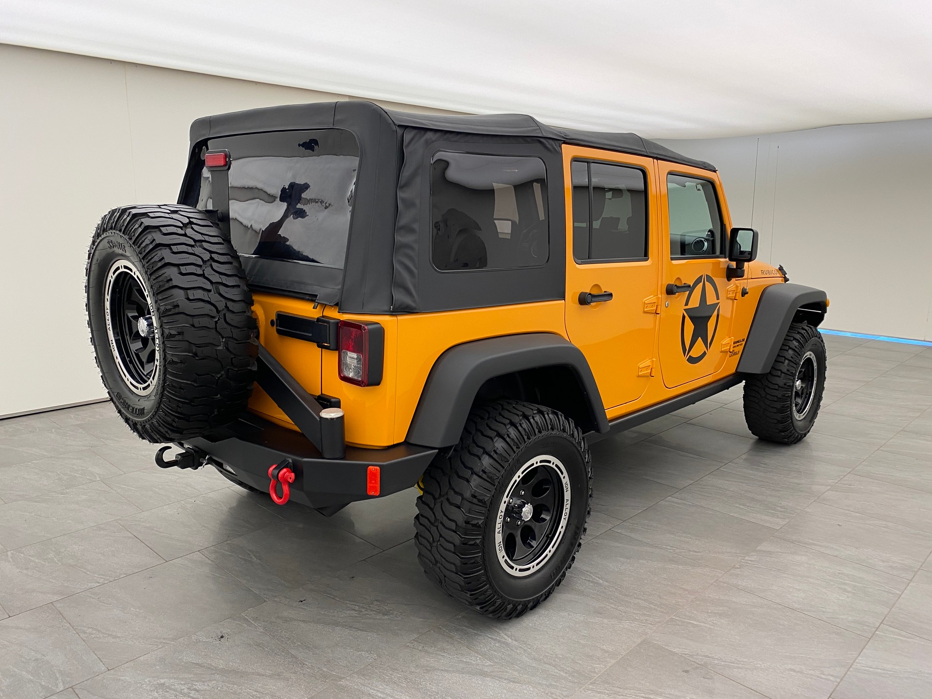 JEEP Wrangler 2.8 CRD Rubicon Unlimited-showroom-element-3