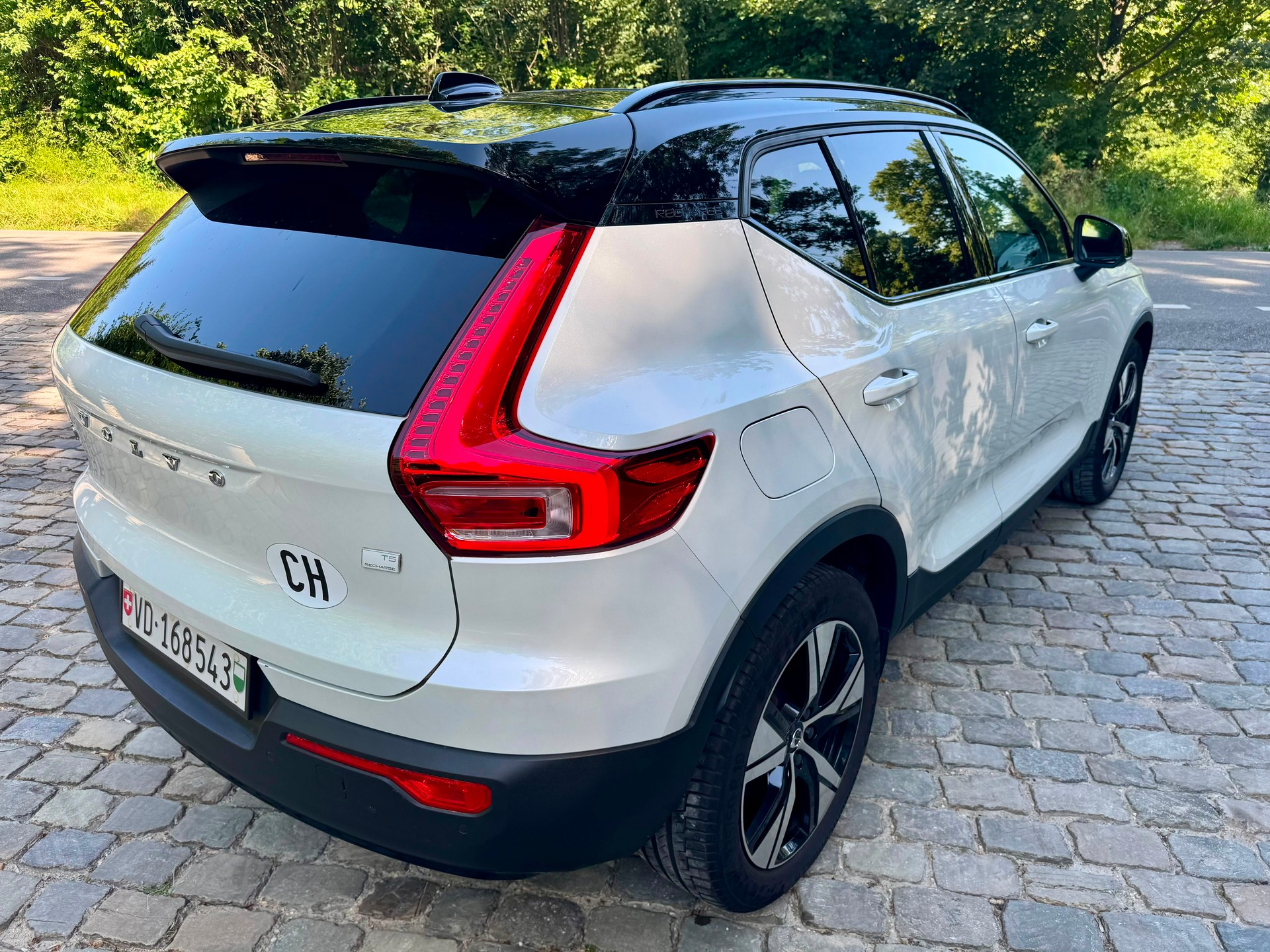 VOLVO XC40 T5 TwE R-Design DCT-showroom-element-3