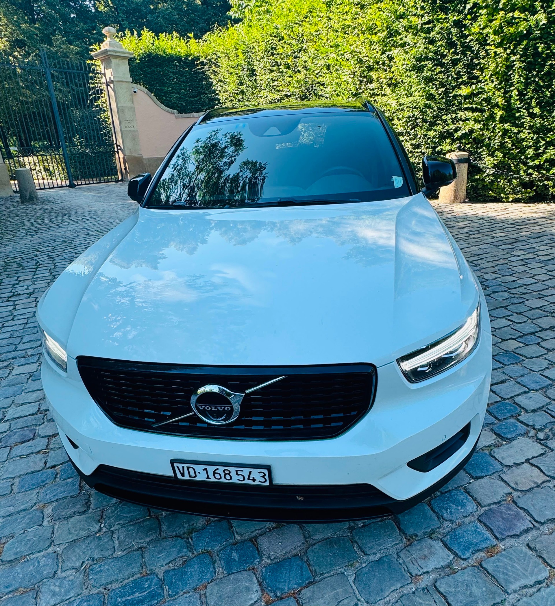 VOLVO XC40 T5 TwE R-Design DCT-showroom-element-1