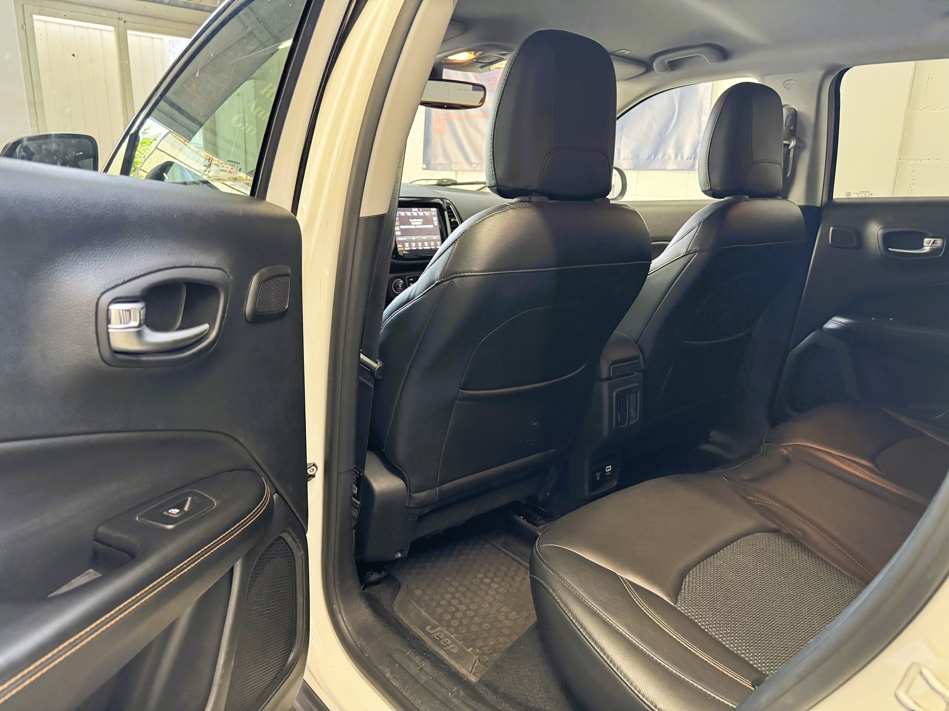 JEEP Compass 2.0CRD Limited AWD 9ATX-image-8
