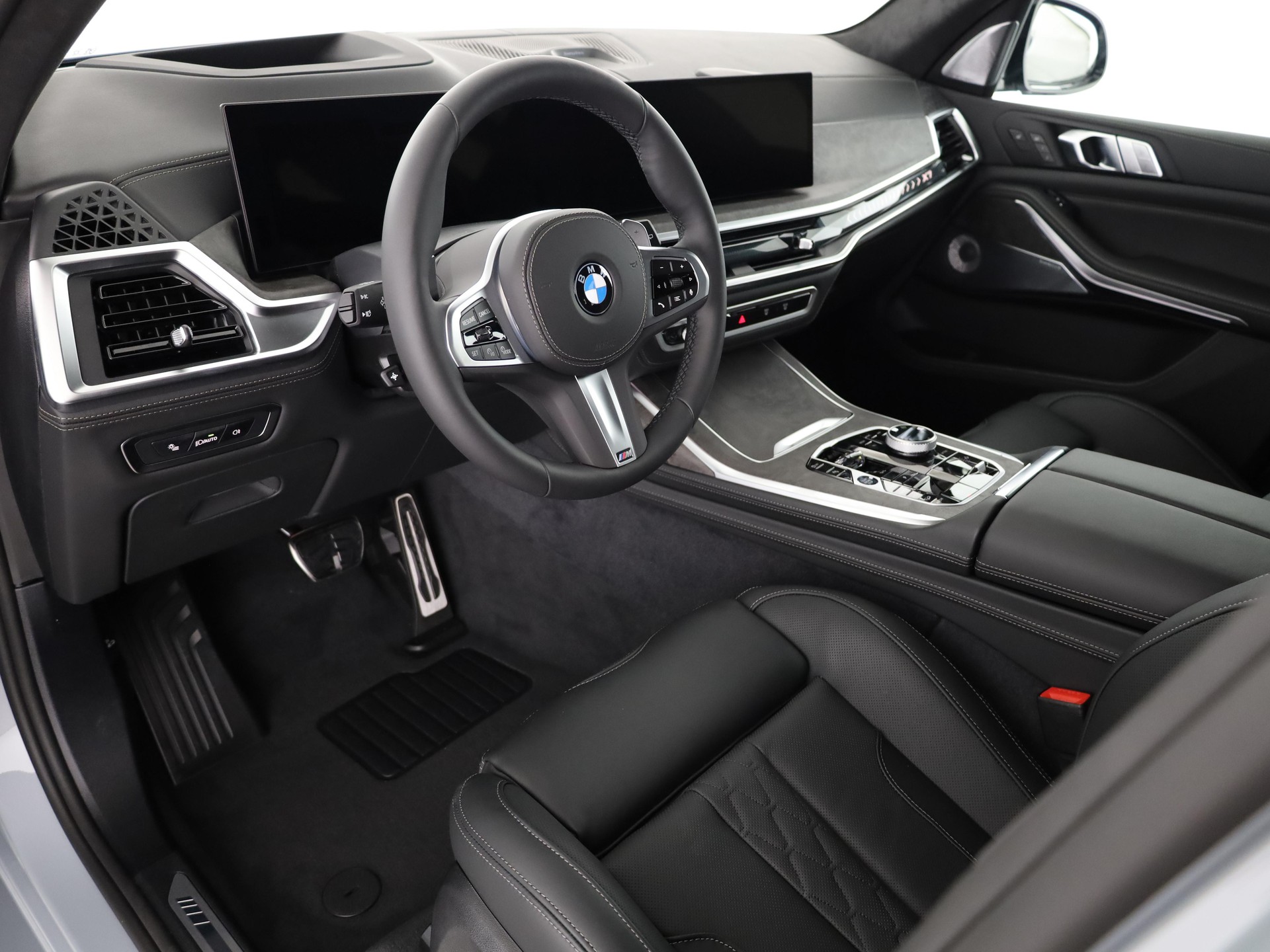 BMW X7 40d xDrive SAG-image-10