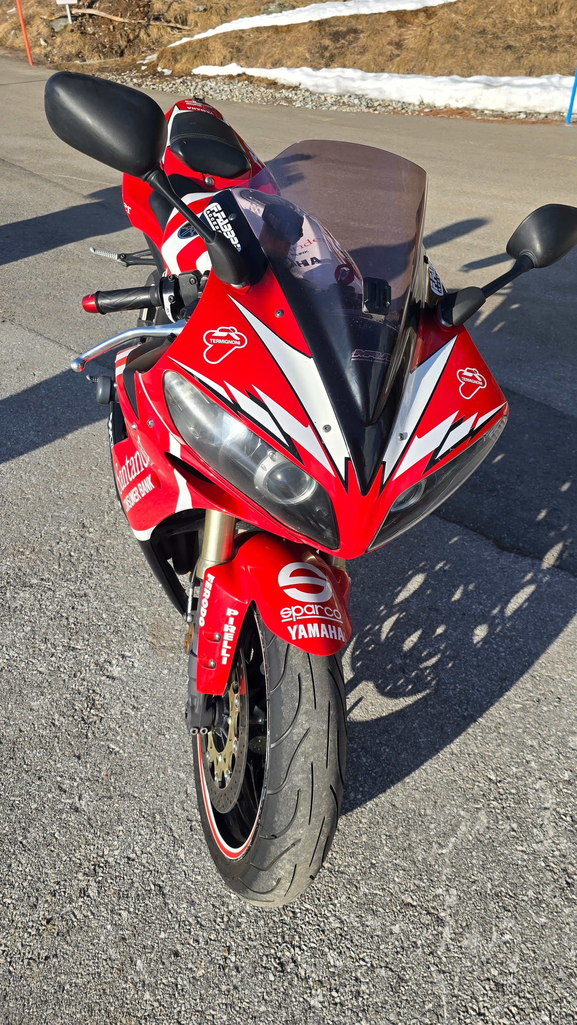 YAMAHA YZF-R1-image-4