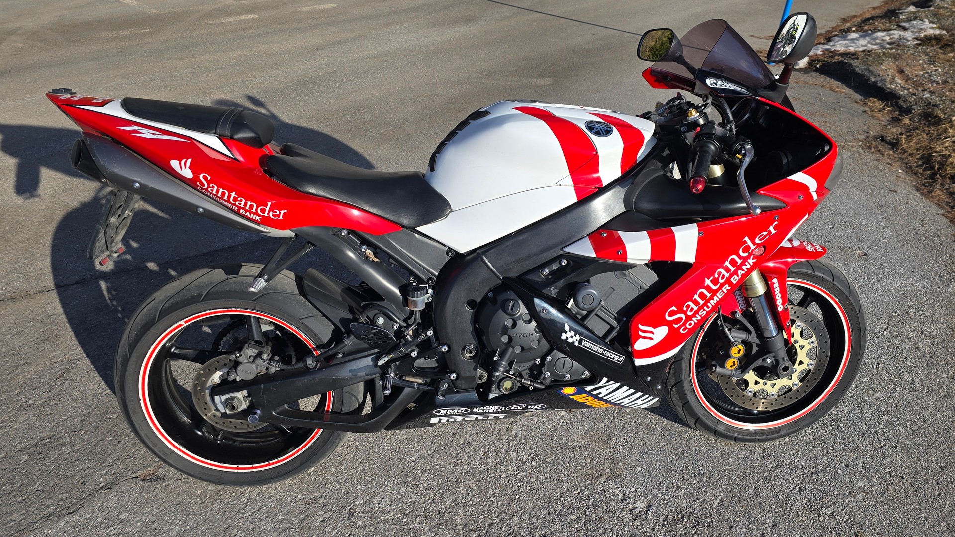 YAMAHA YZF-R1-image-5