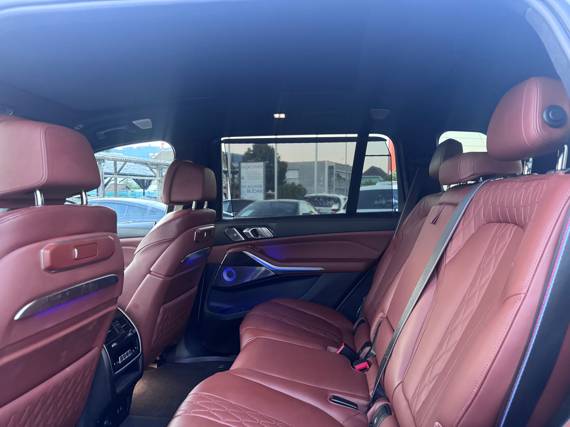 BMW-ALPINA XB 7 Allrad-image-6