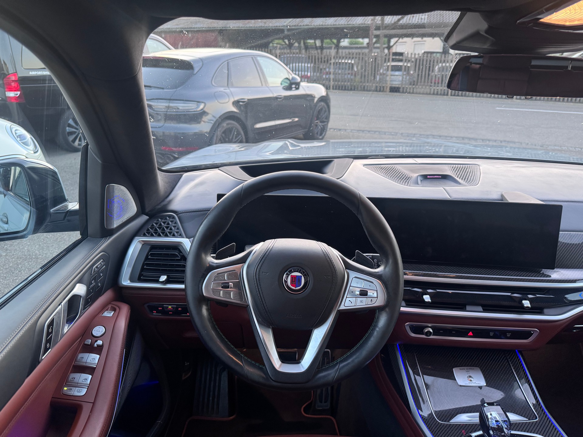 BMW-ALPINA XB 7 Allrad-image-10