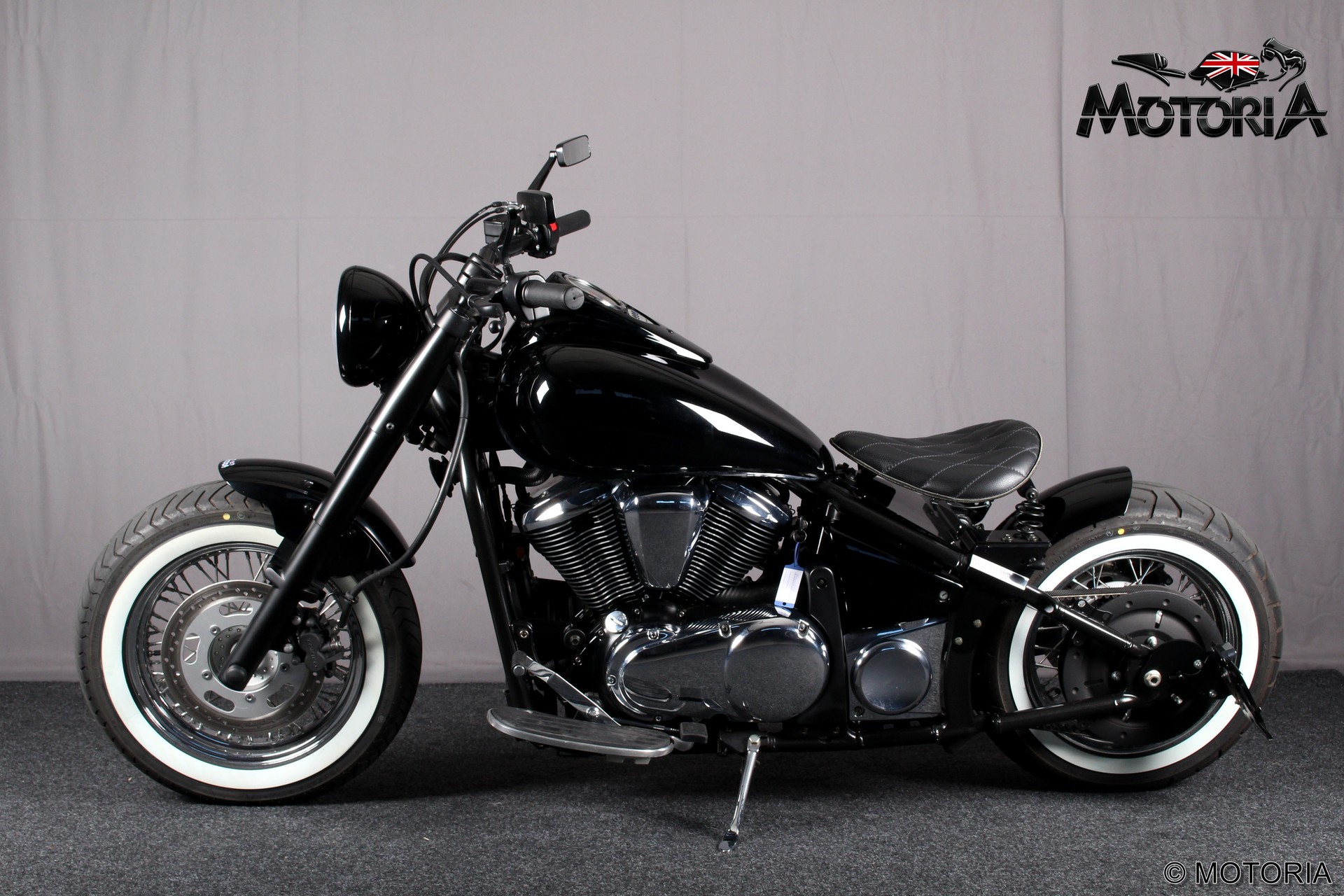 KAWASAKI VN 900 BOBBER-image-2