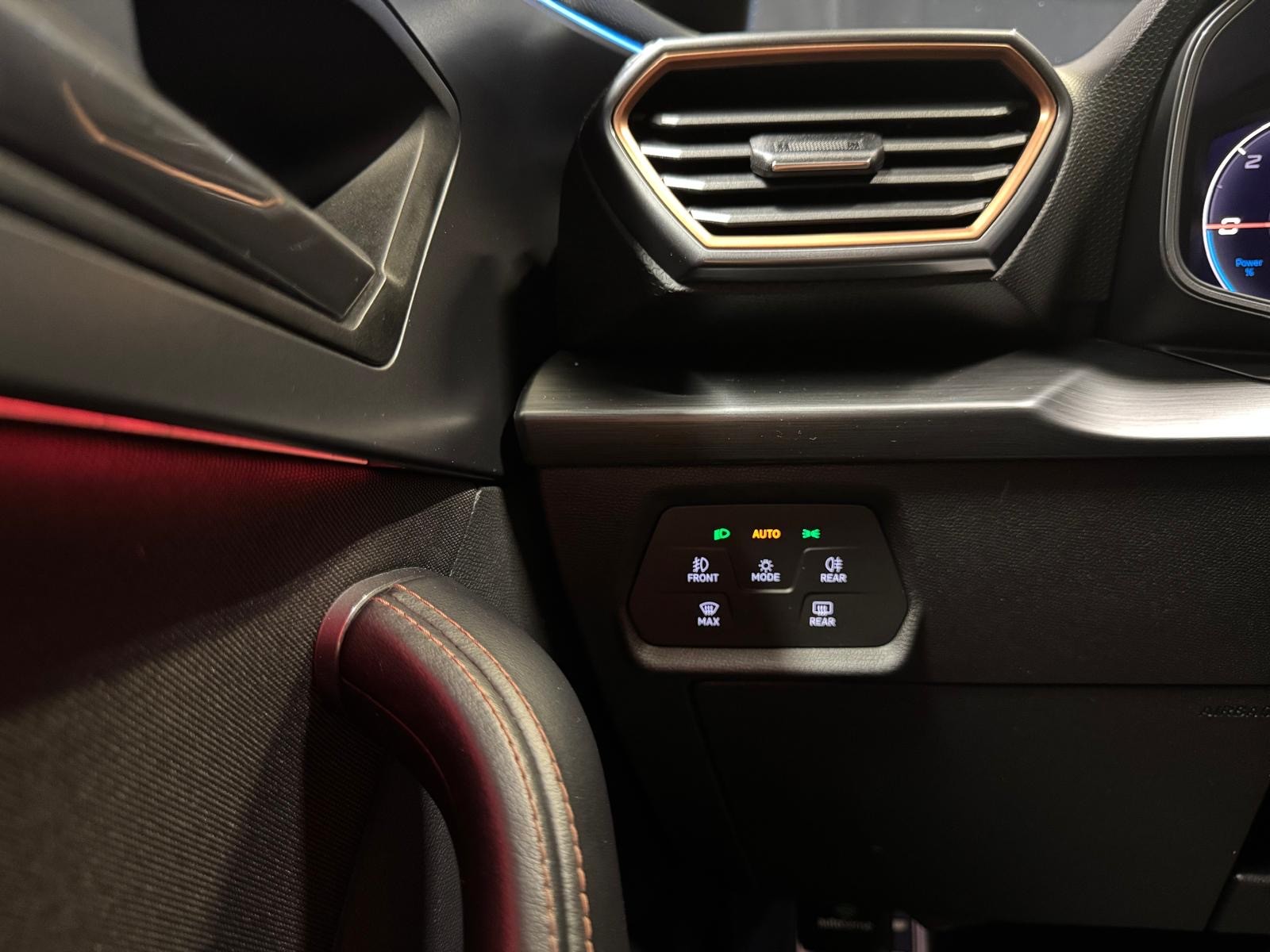 CUPRA LEON ST 1.4 e-HYBRID pHEV DSG-image-22