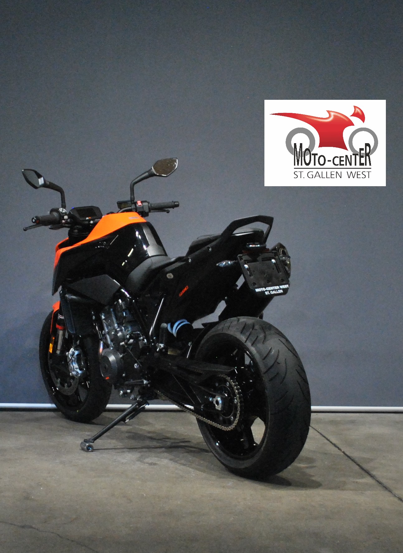 KTM 890 Duke-image-3