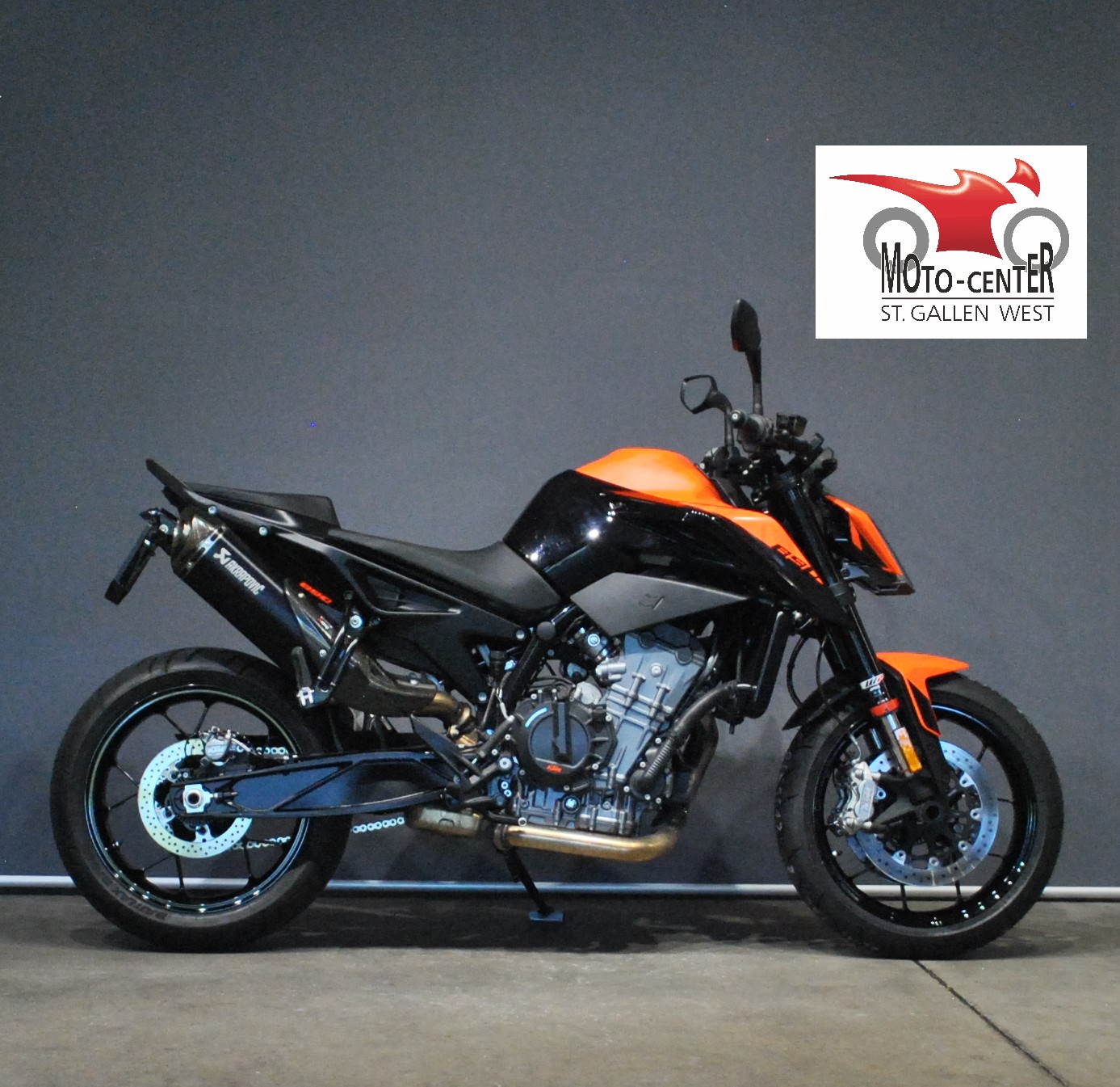 KTM 890 Duke-image-1