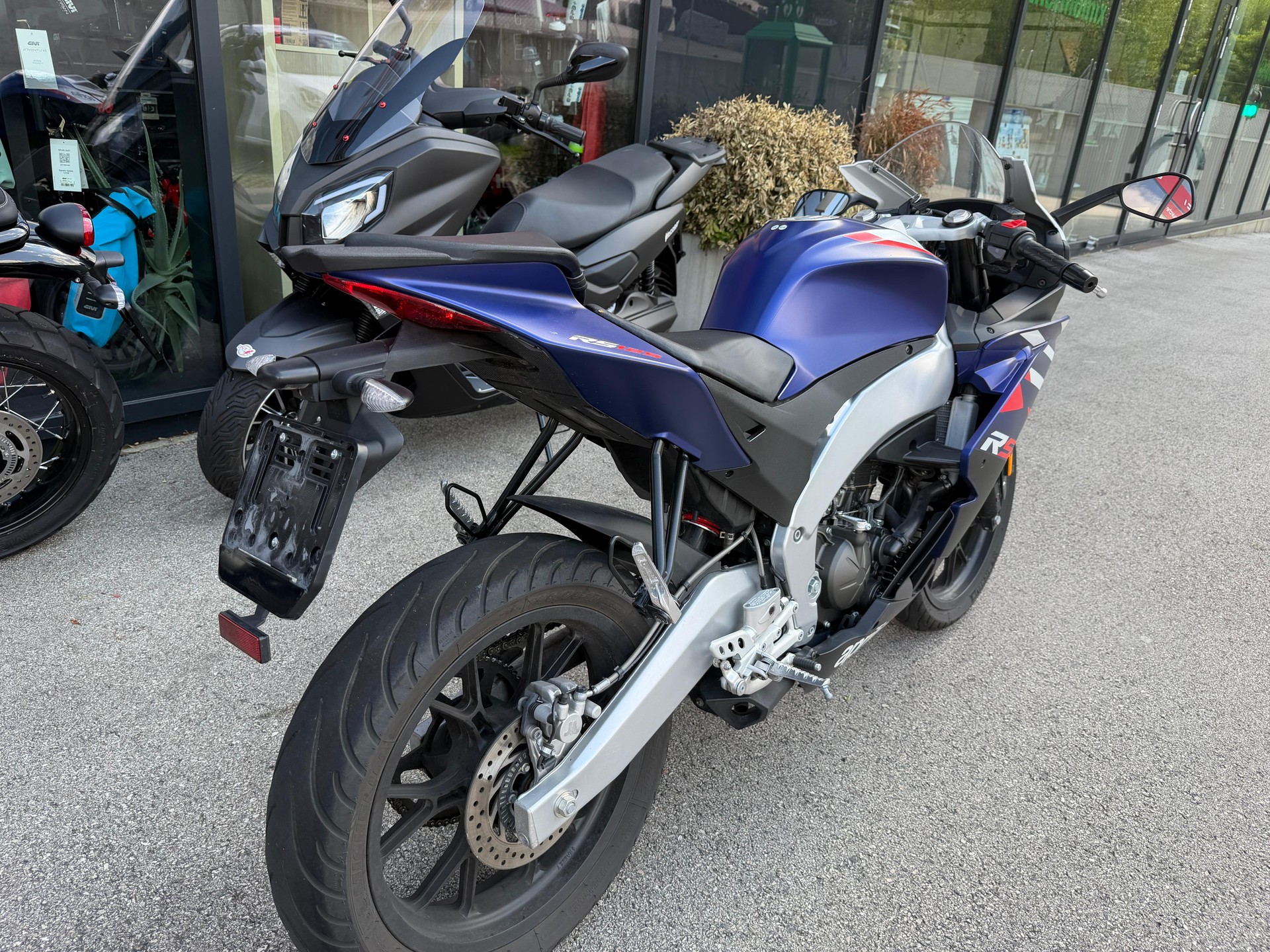 APRILIA RS 125 i.e. ABS-image-2