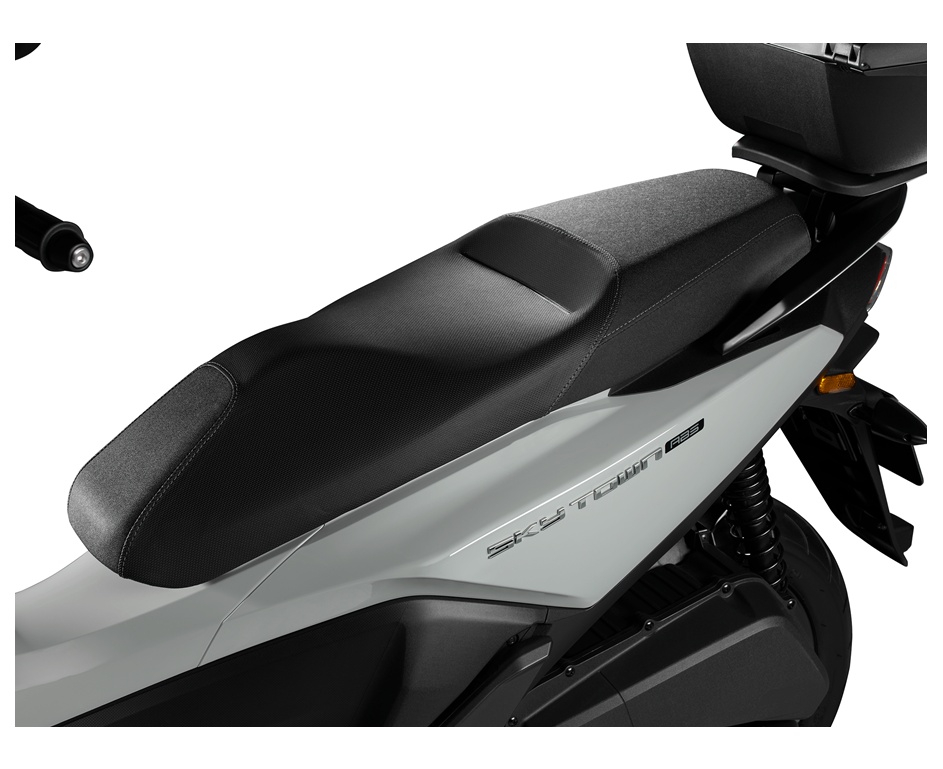 KYMCO Sky Town 125i-image-9