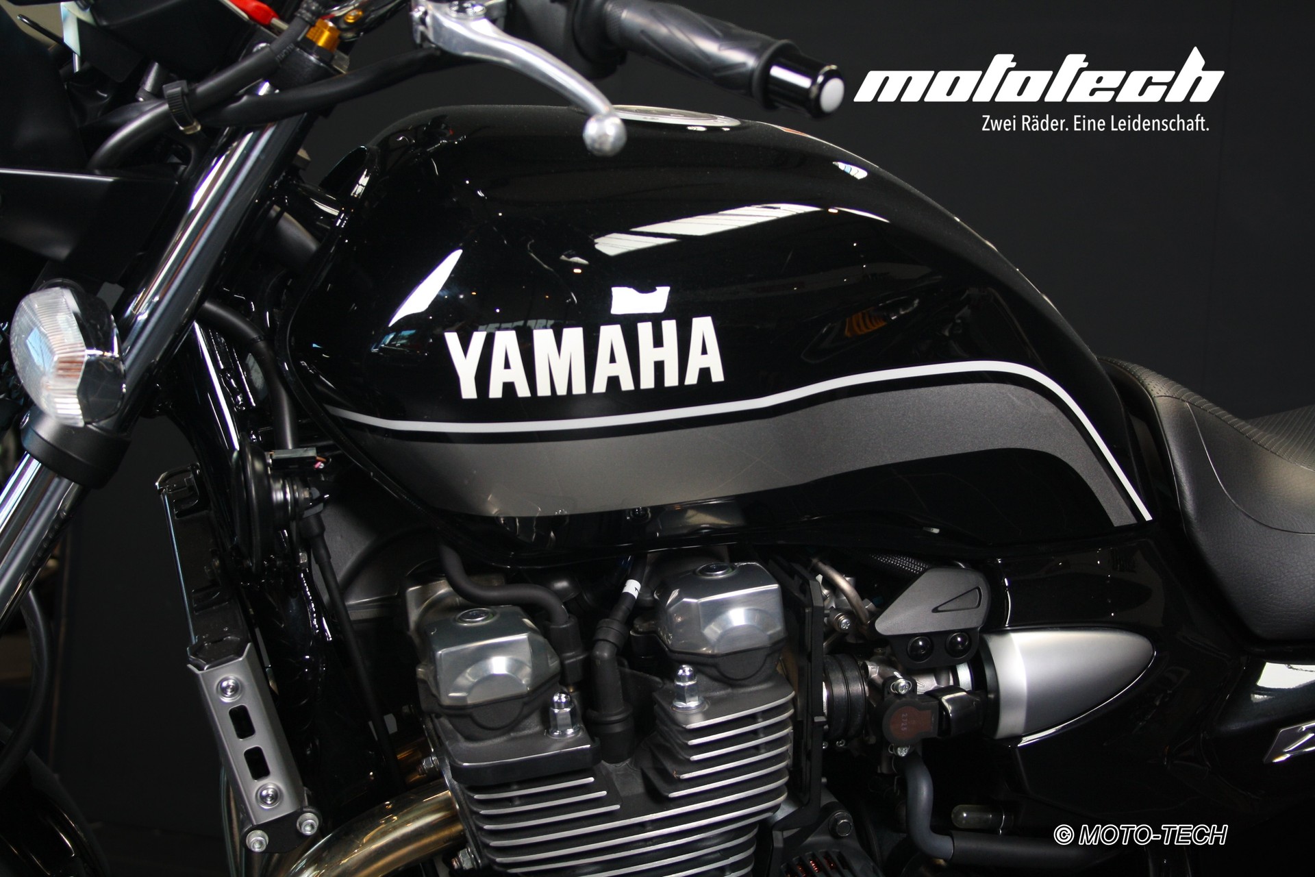 YAMAHA XJR 1300-image-6