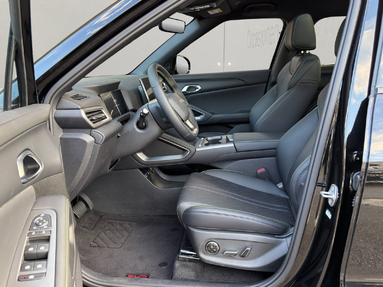 BYD Atto 2 DM-i Boost-showroom-element-3
