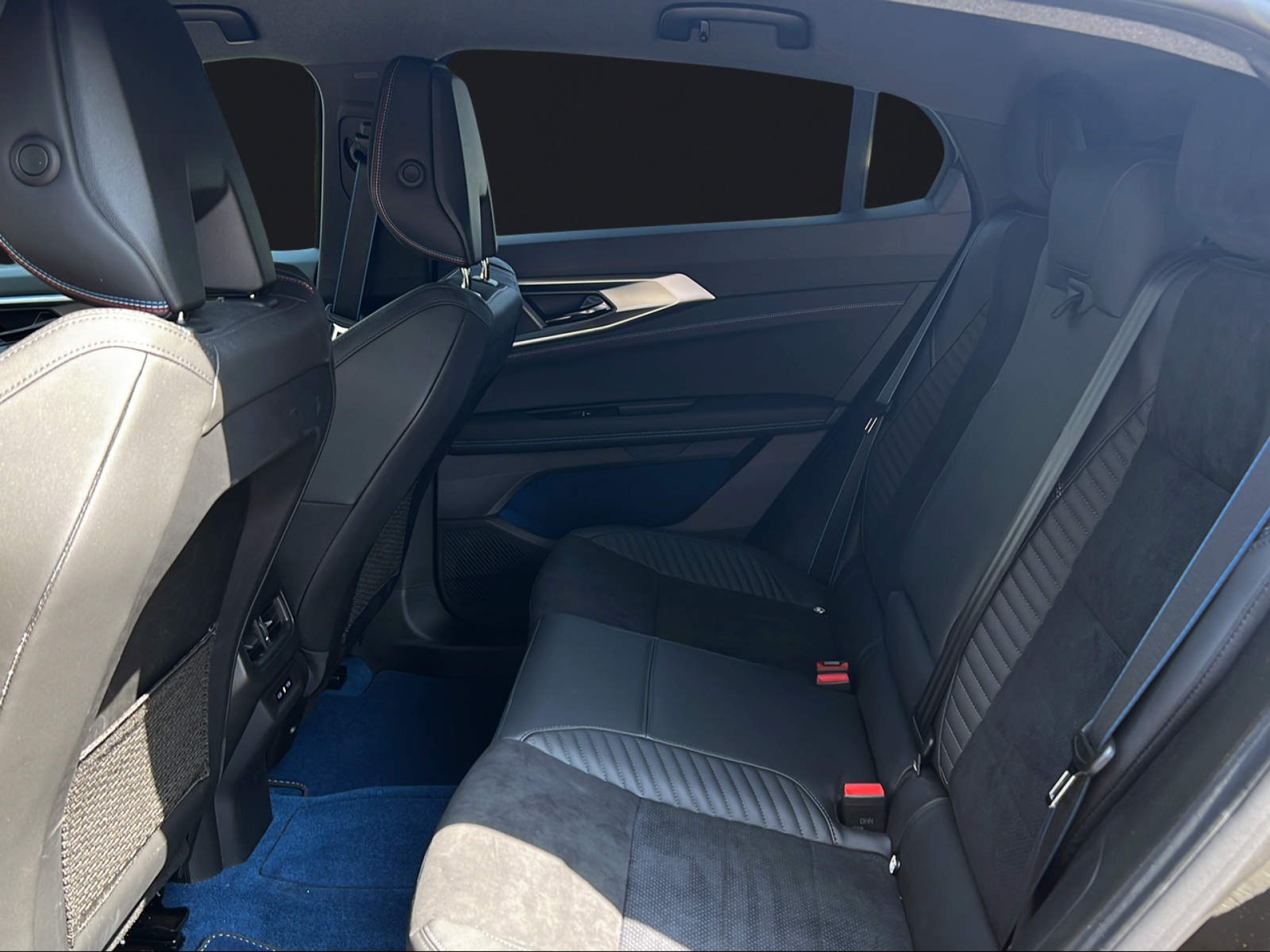 RENAULT RENAULT Rafale 1.2 E-Tech Plug-in Hybrid 300 4x4 Esprit Alpine-image-11