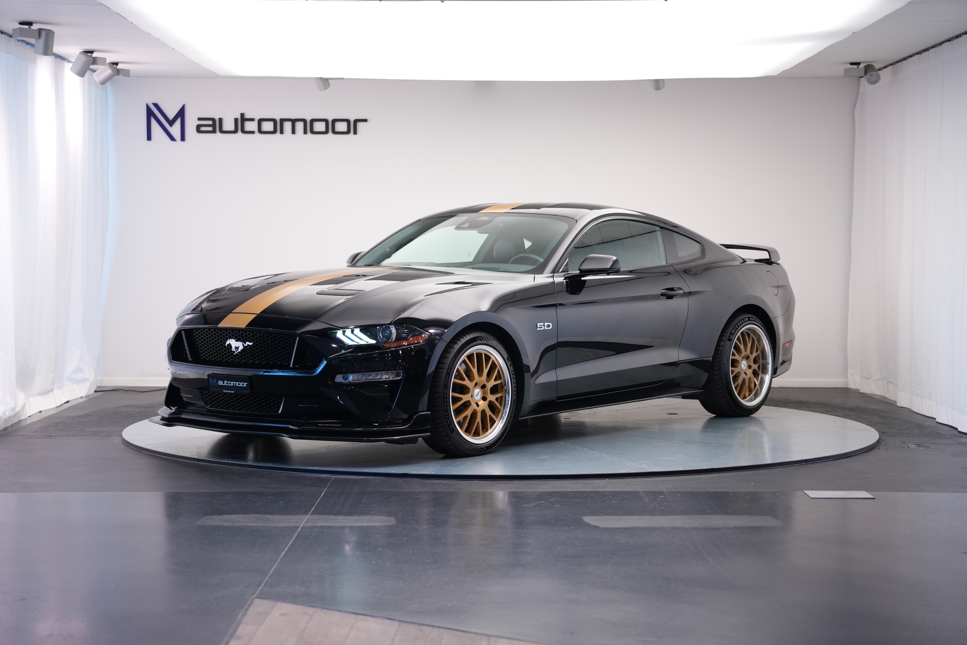 FORD Mustang Fastback 5.0 V8 GT Automat