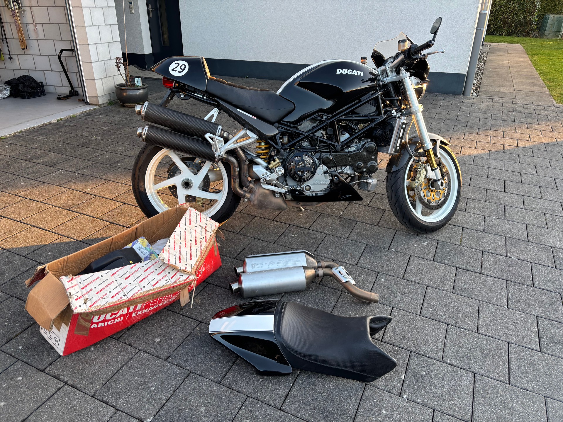 DUCATI Monster 1000 S4R-image-2