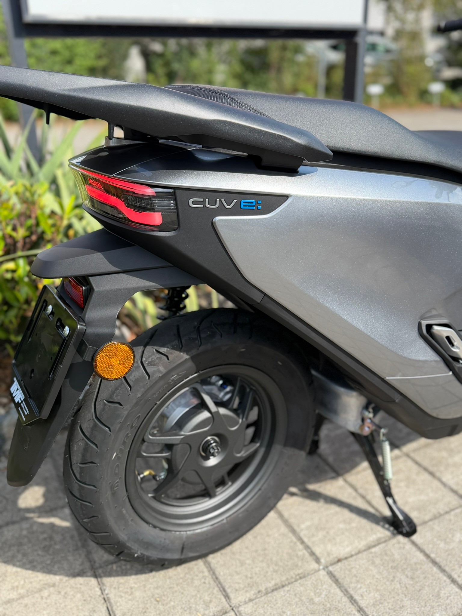HONDA EVP4 / CUVe-showroom-element-2