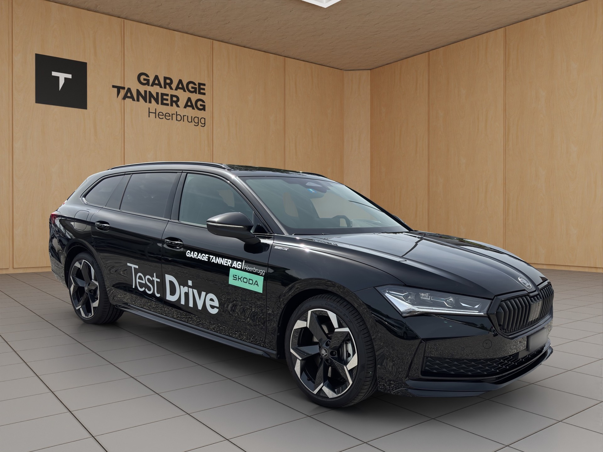 SKODA Superb Combi 2.0 TSI Sportline 4x4 DSG-showroom-element-2