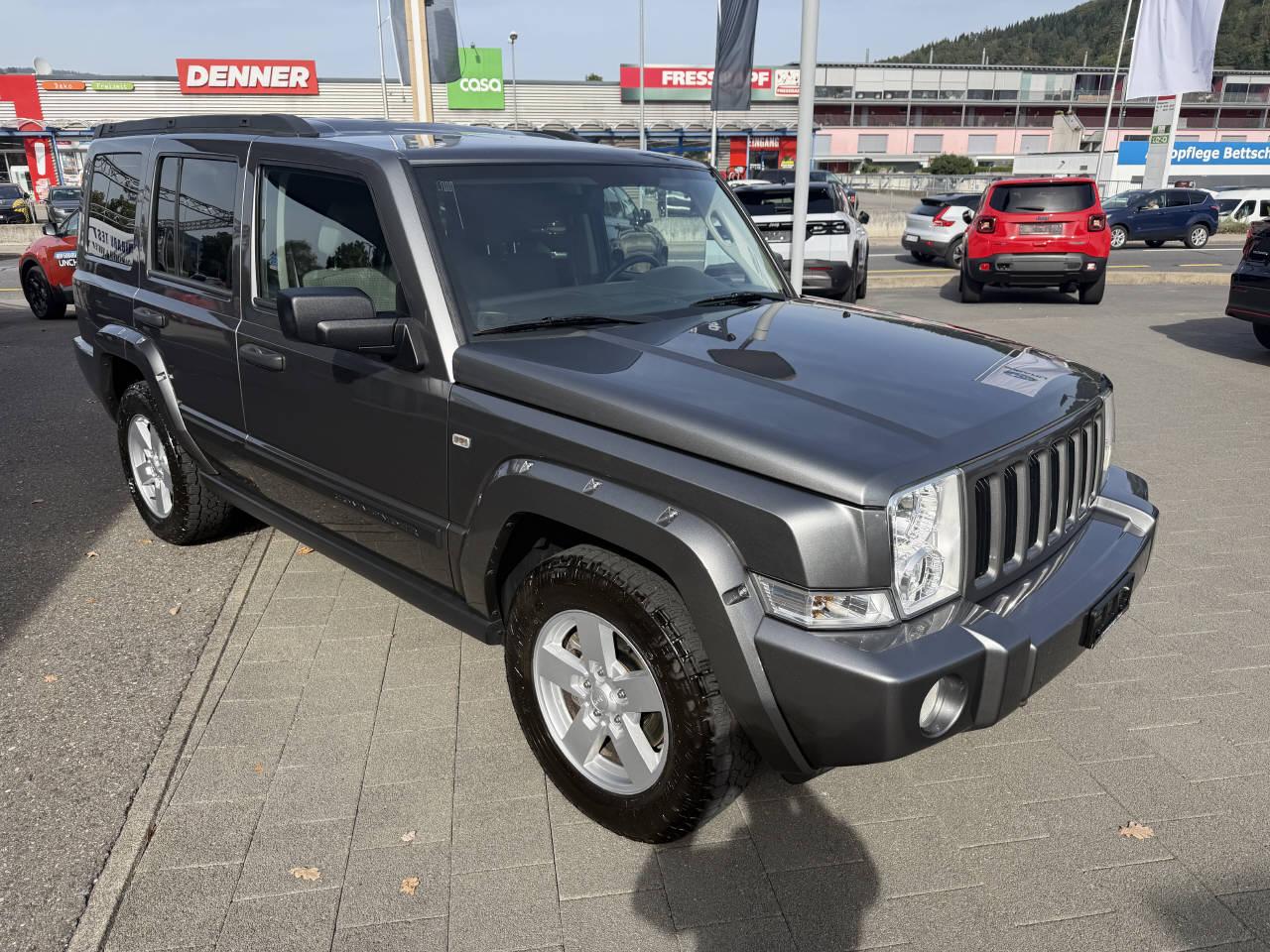 JEEP Commander 4.7 V8-image-2