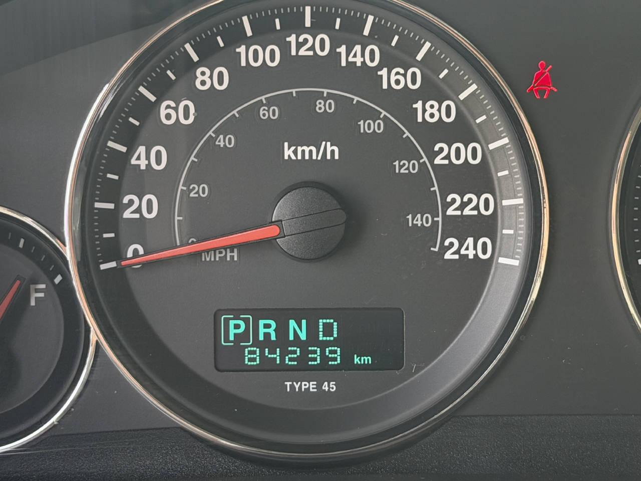 JEEP Commander 4.7 V8-image-11