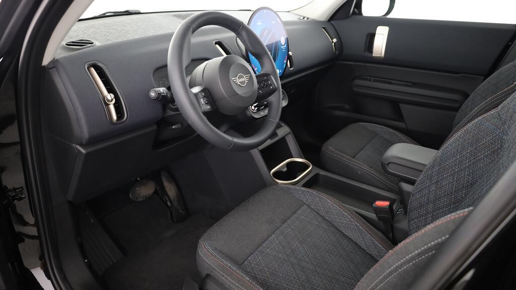 MINI Countryman E-image-16
