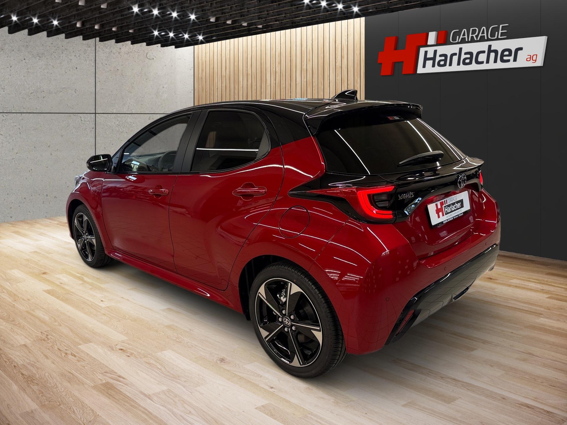 TOYOTA Yaris 1.5 Premium e-CVT-image-6