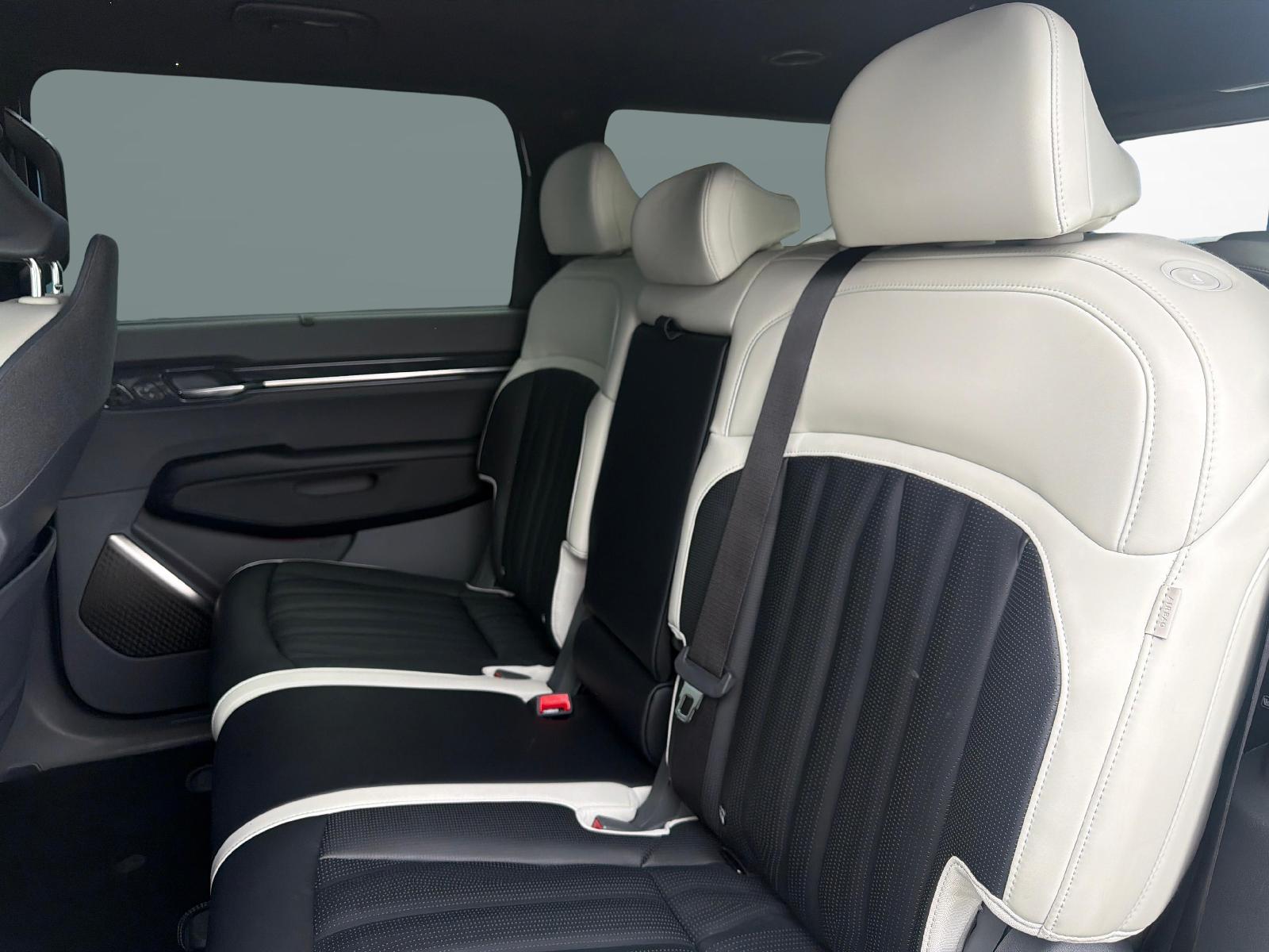 KIA EV9 99.8 kWh GT-Line 4x4-image-18