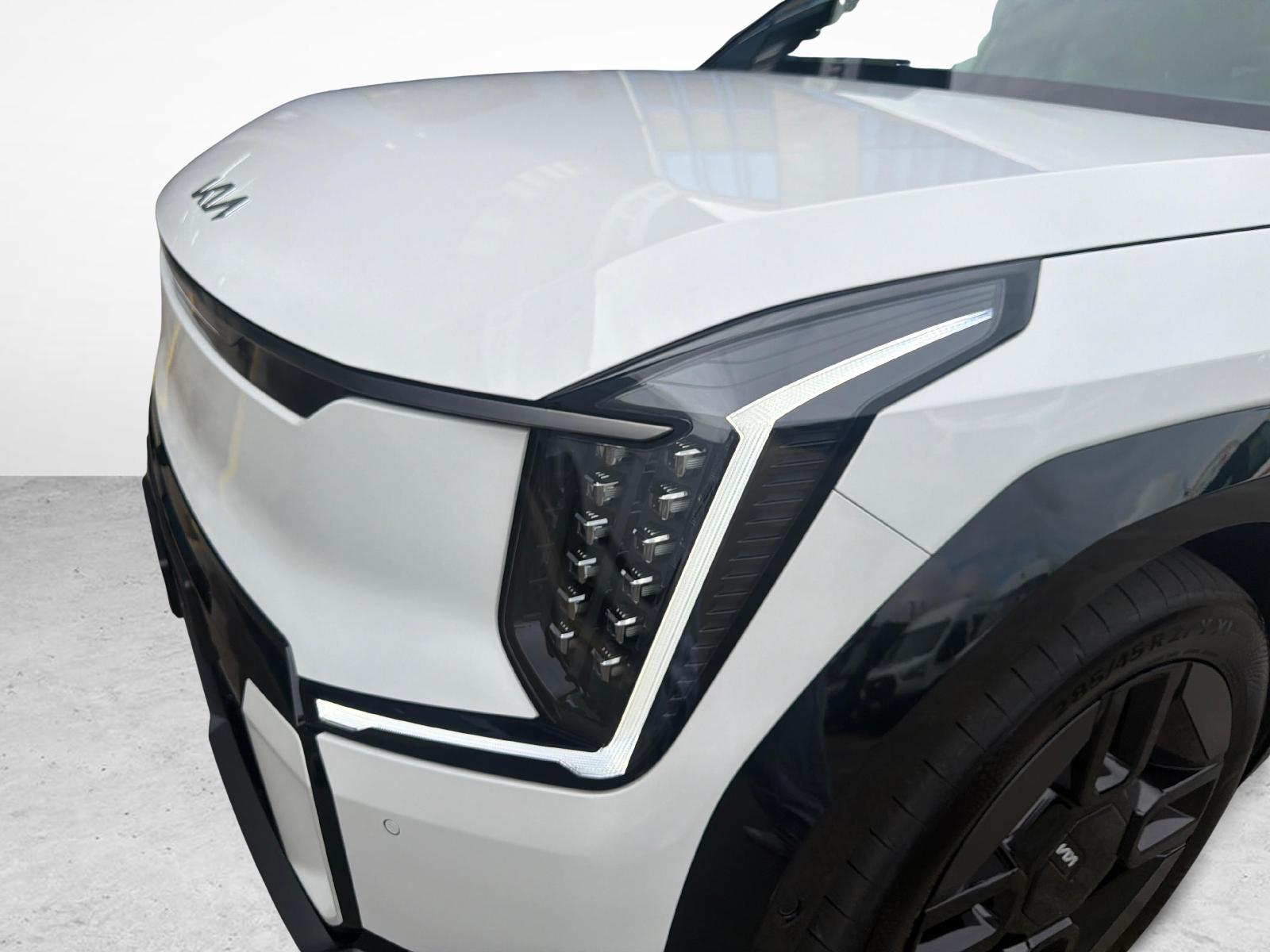 KIA EV9 99.8 kWh GT-Line 4x4-image-21