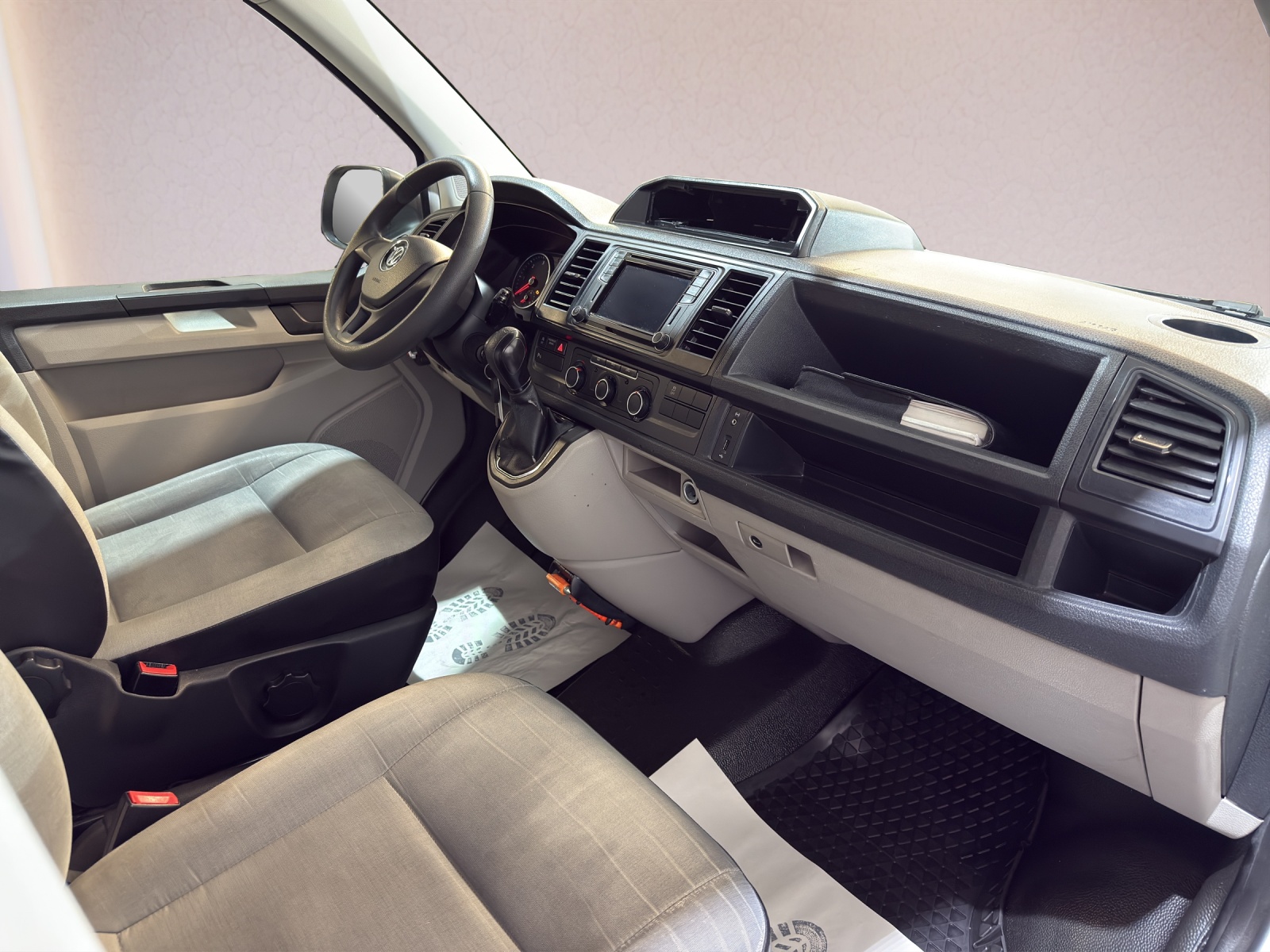 VW T6 2.0 Bi-TDI 4Motion DSG-image-5