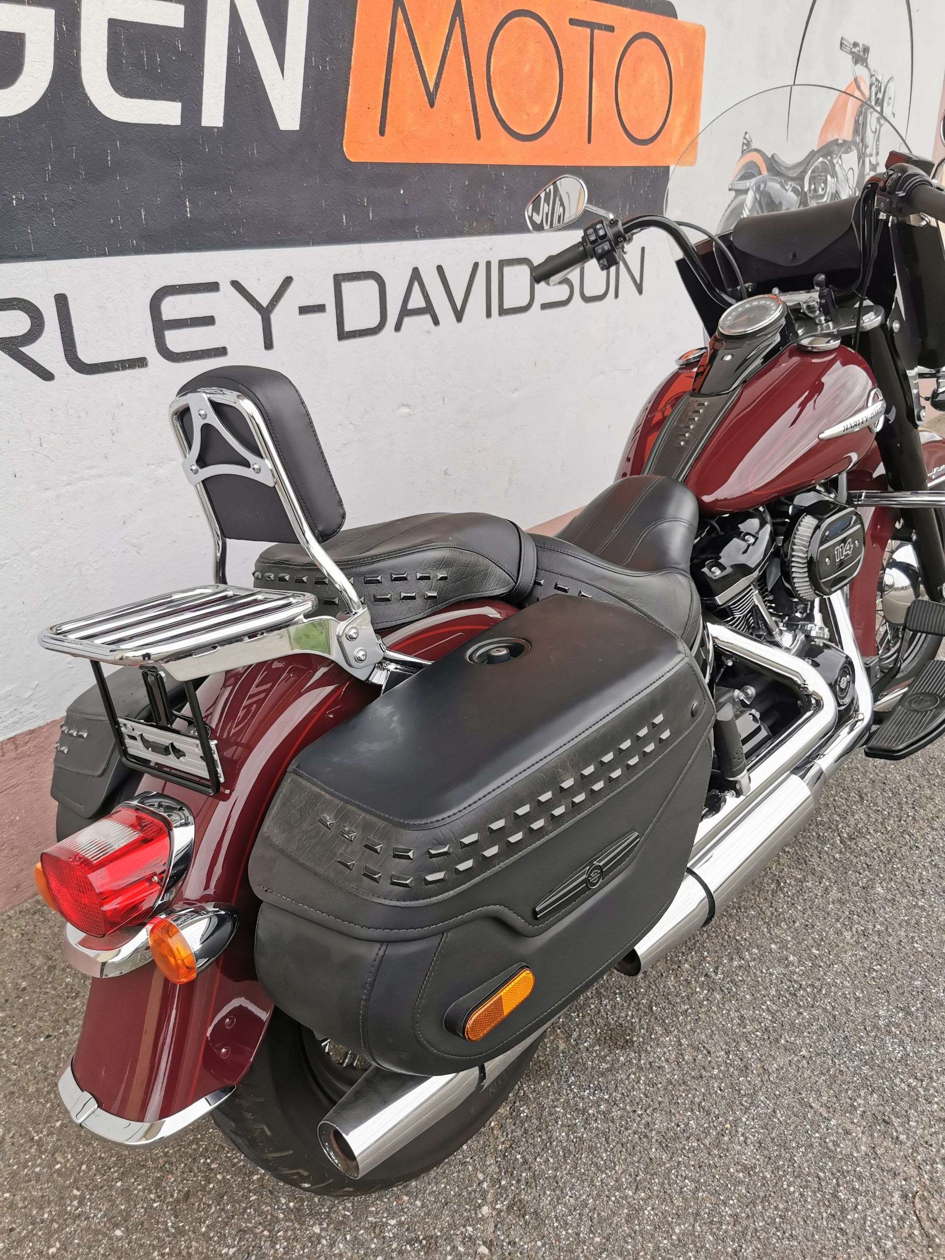 HARLEY-DAVIDSON FLHCS Heritage Classic 114 ABS-image-2