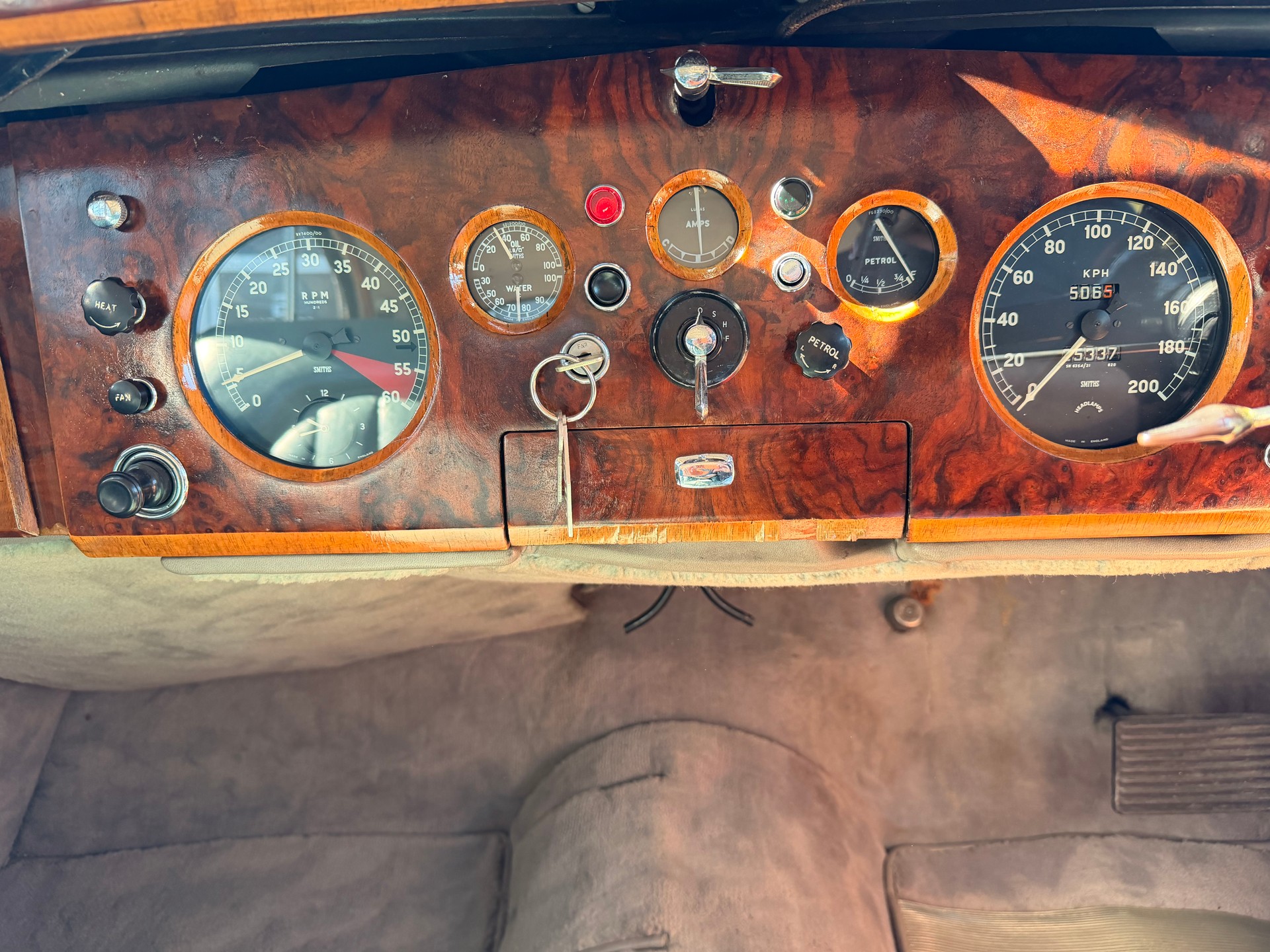 JAGUAR MK IX - VETERAN-image-20