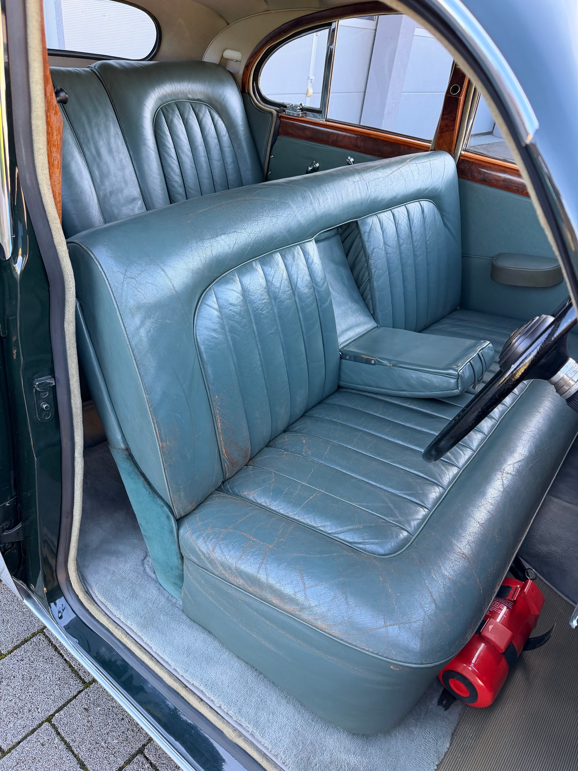 JAGUAR MK IX - VETERAN-image-10