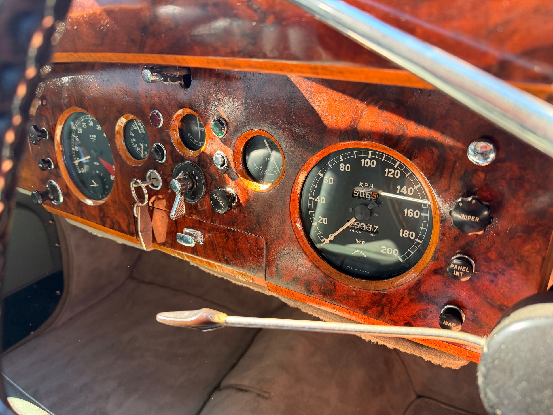 JAGUAR MK IX - VETERAN-image-19