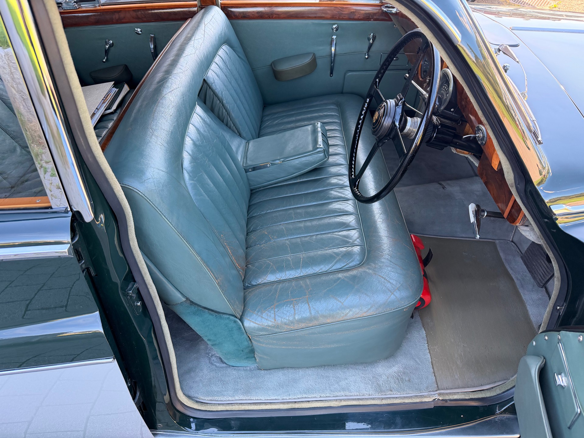 JAGUAR MK IX - VETERAN-image-9