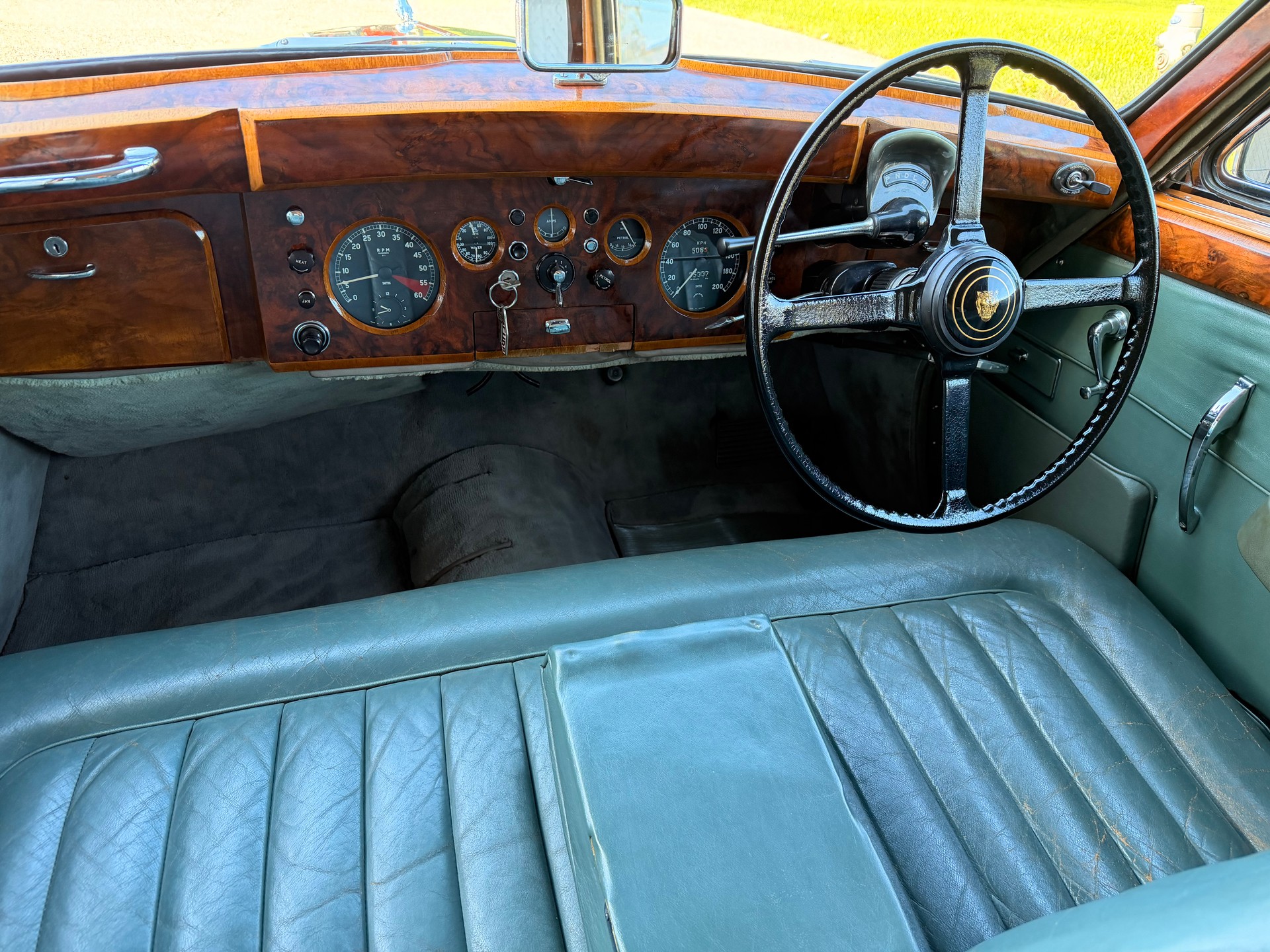 JAGUAR MK IX - VETERAN-image-14