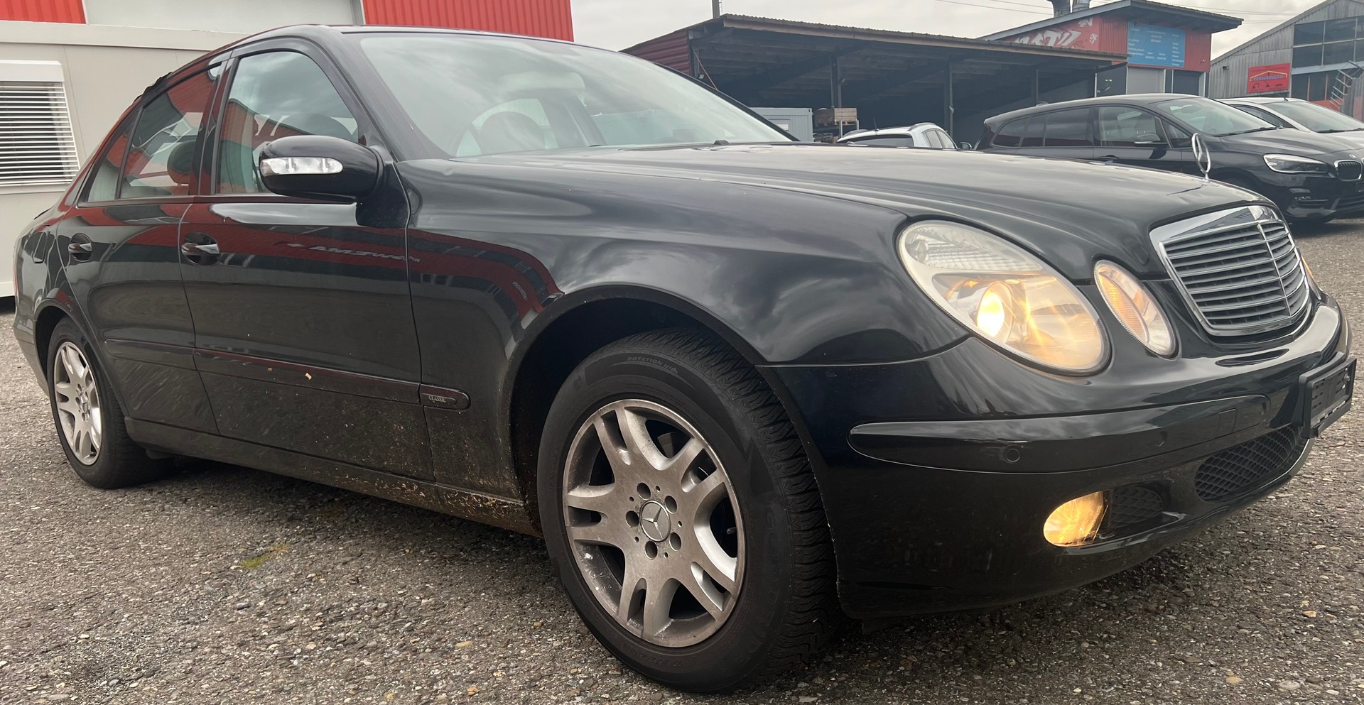 MERCEDES-BENZ E 220 CDI Classic Automatik-image-11