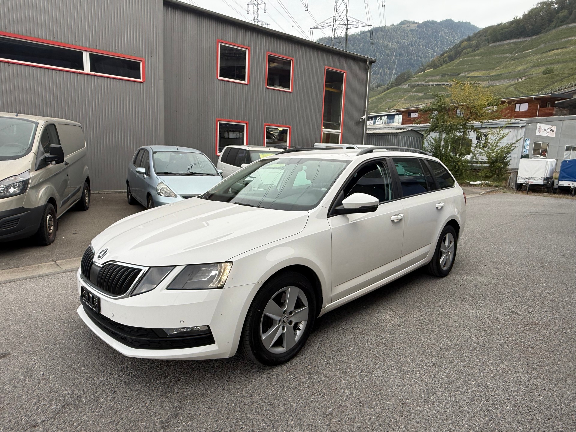 SKODA Octavia Combi 2.0 TDI Swiss Line 25 4x4