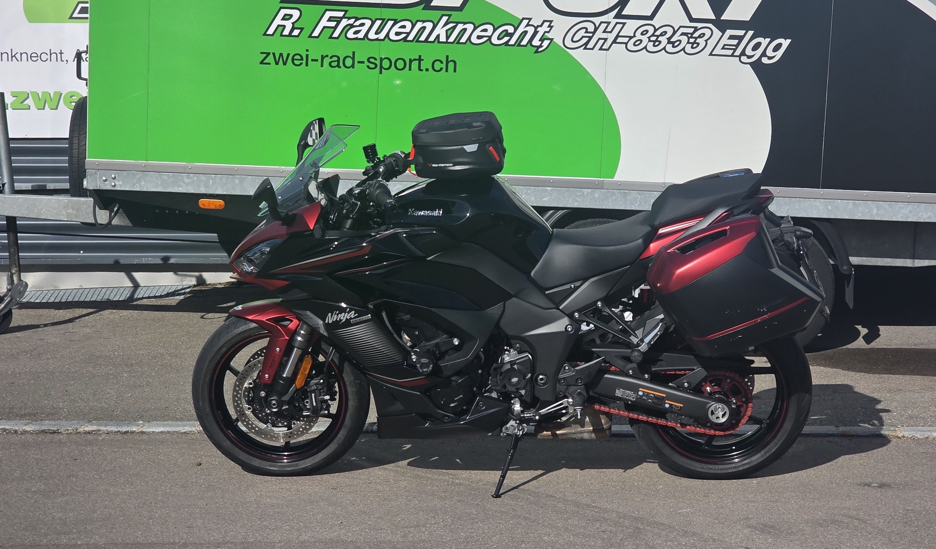 KAWASAKI Ninja 1000 SX Tourer-image-1