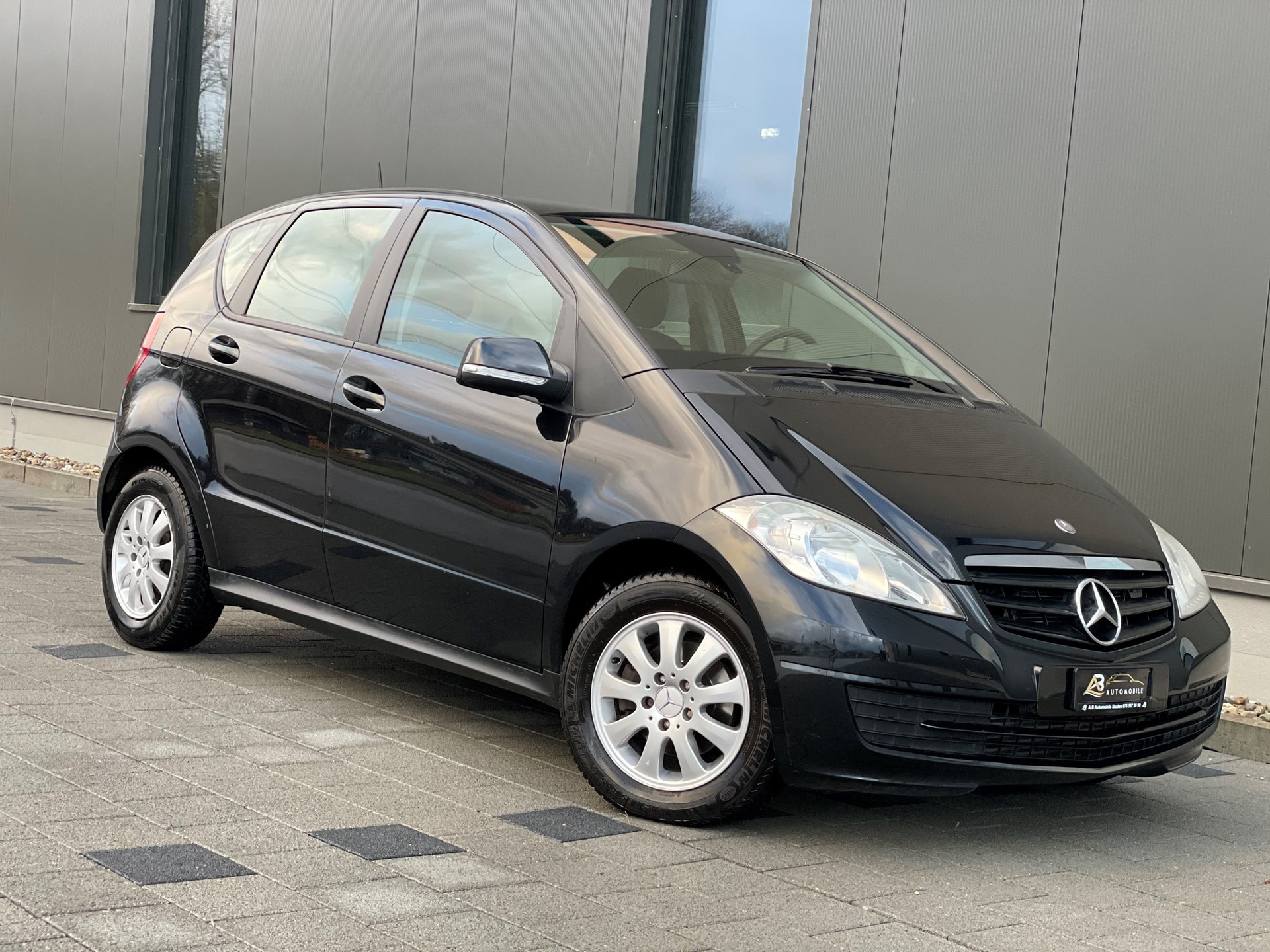 MERCEDES-BENZ A 180 CDI Avantgarde Autotronic-image-2