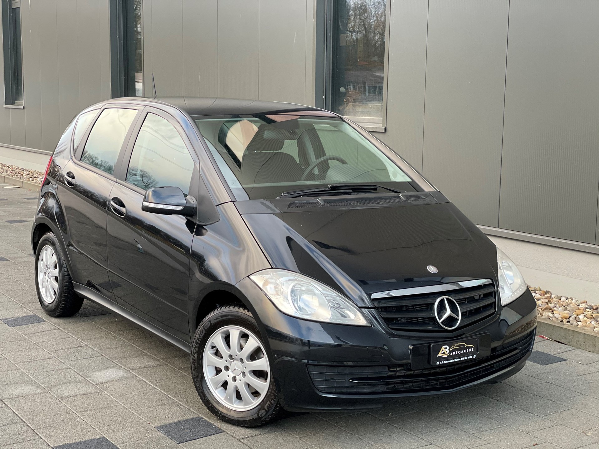 MERCEDES-BENZ A 180 CDI Avantgarde Autotronic-image-11