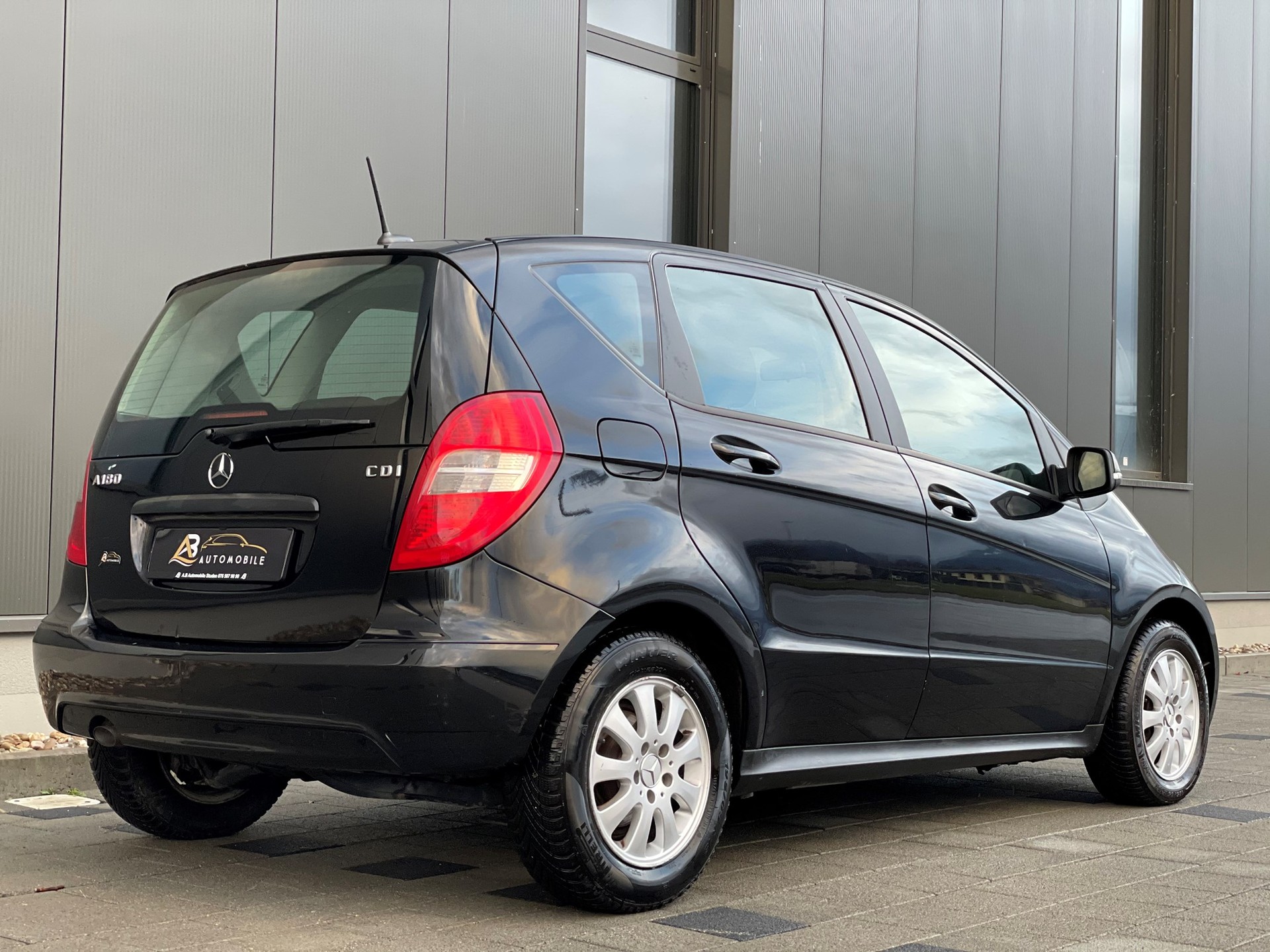 MERCEDES-BENZ A 180 CDI Avantgarde Autotronic-image-8